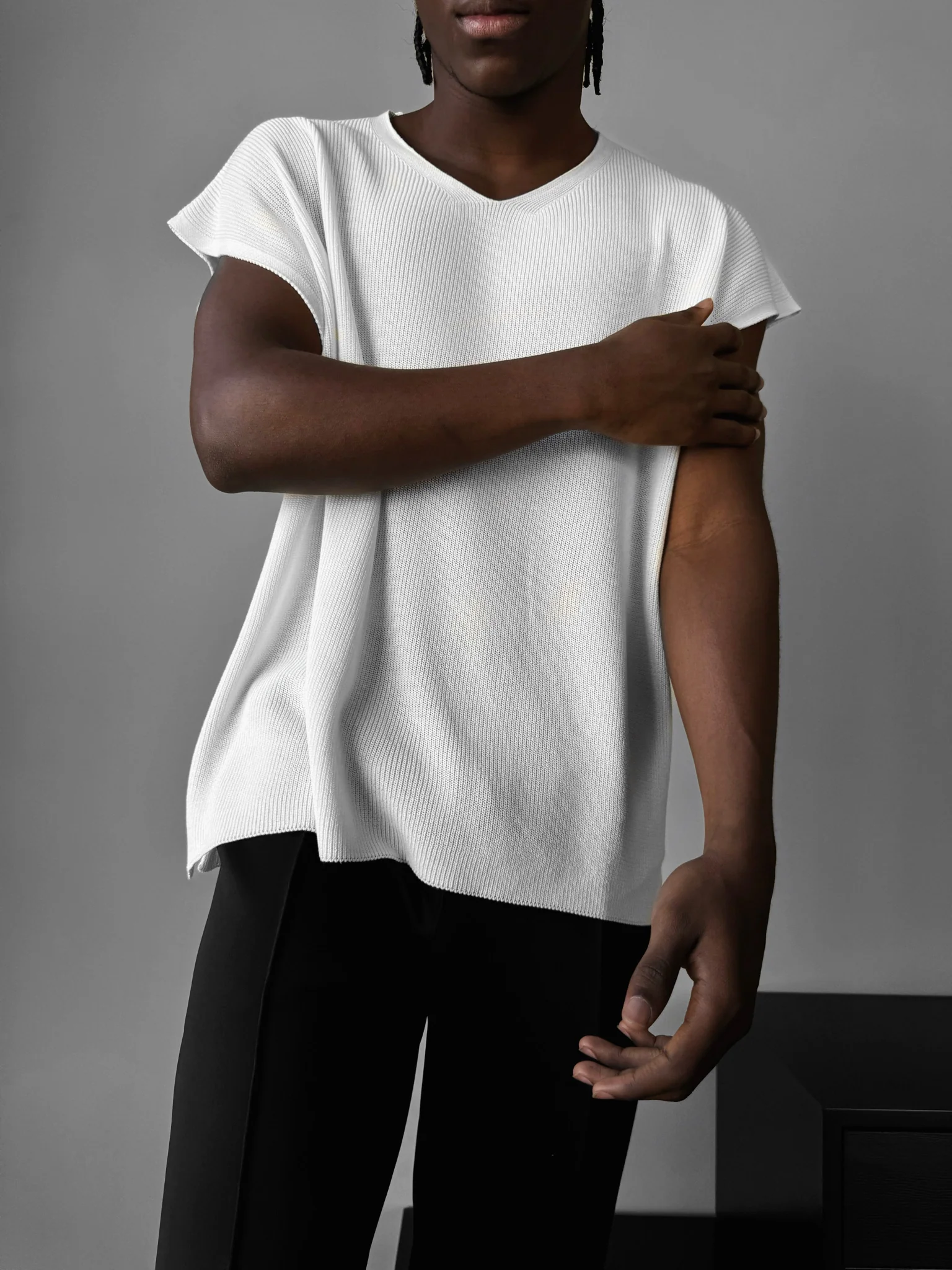 Oversize rolled Edge Knit Tanktop - Ecru - Image 2