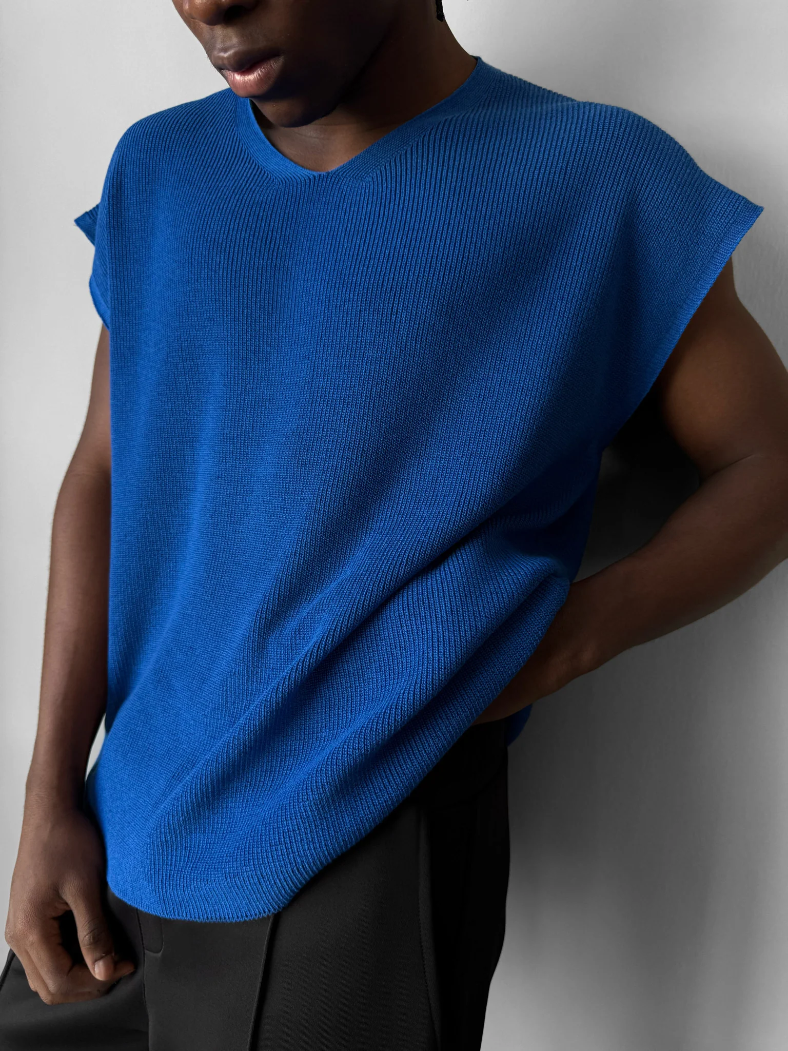 Oversize rolled Edge Knit Tanktop - Sax Blue - Image 2