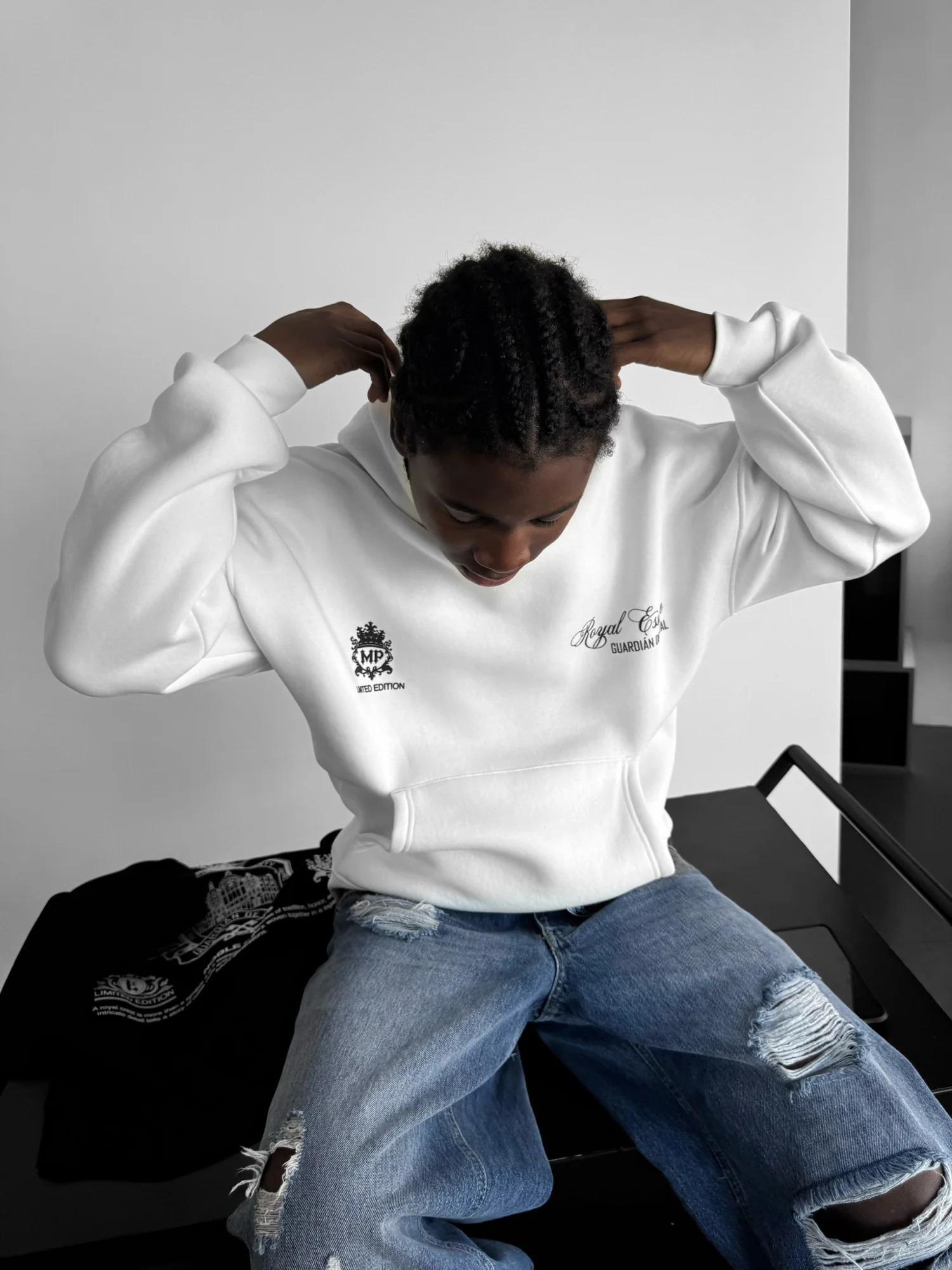 Oversize 'Royal Essence' Hoodie - White - Image 2