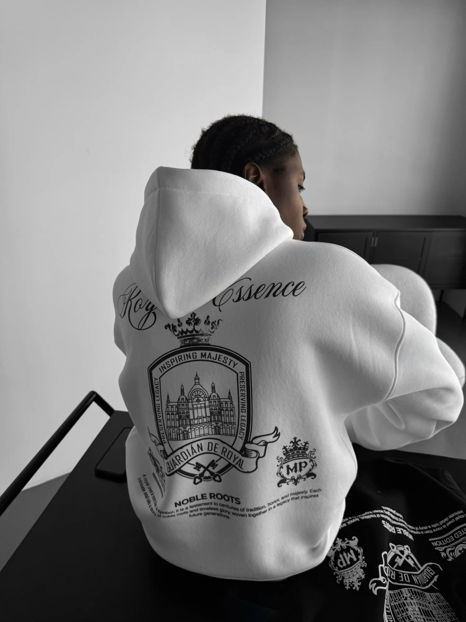 Oversize 'Royal Essence' Hoodie - White - Image 3