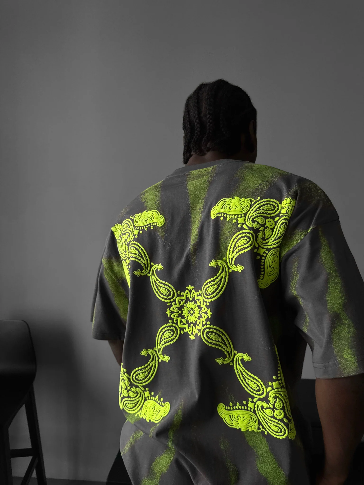 Oversize 'Sacred' T-Shirt - Anthracite - Image 2