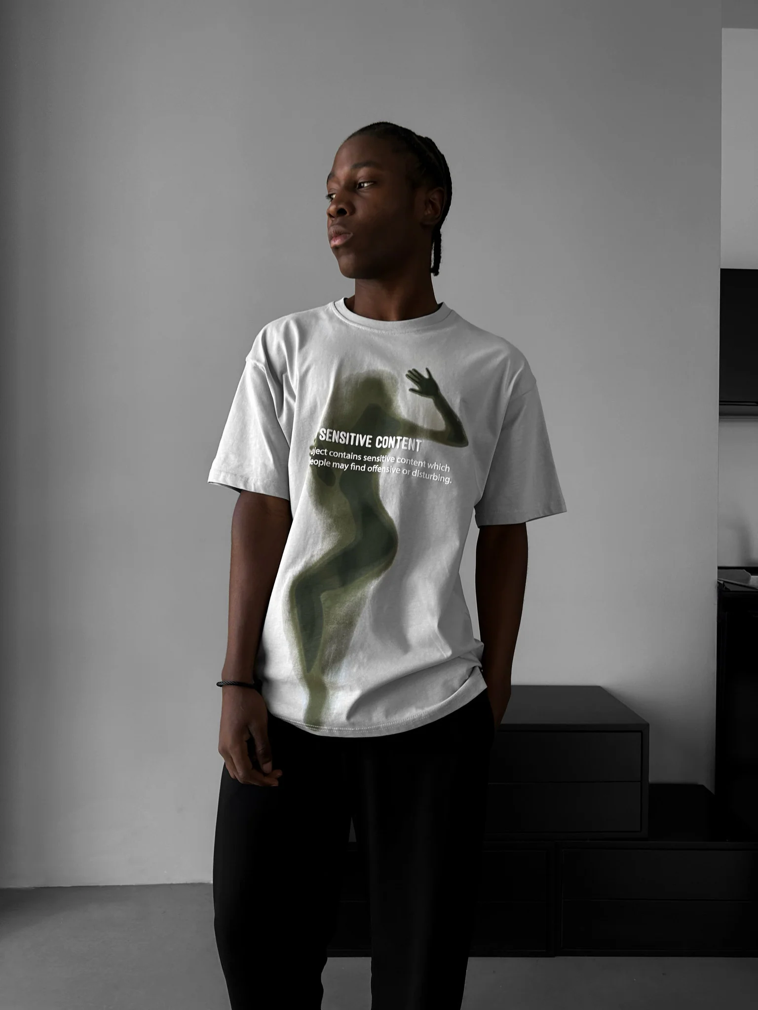 Oversize Sensitive Content T-Shirt - Grey - Image 4