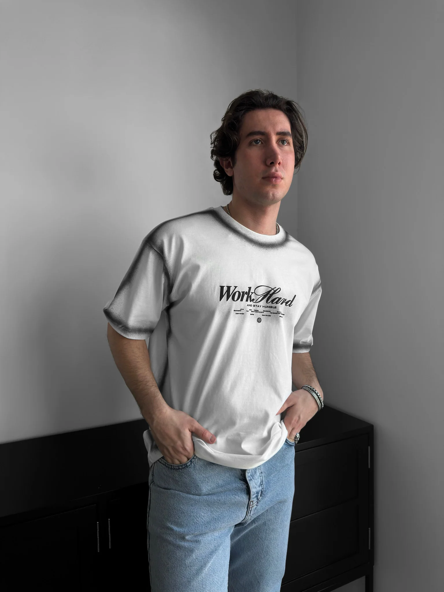 Oversize Shaded Work Hard T-shirt - Ecru - Image 2