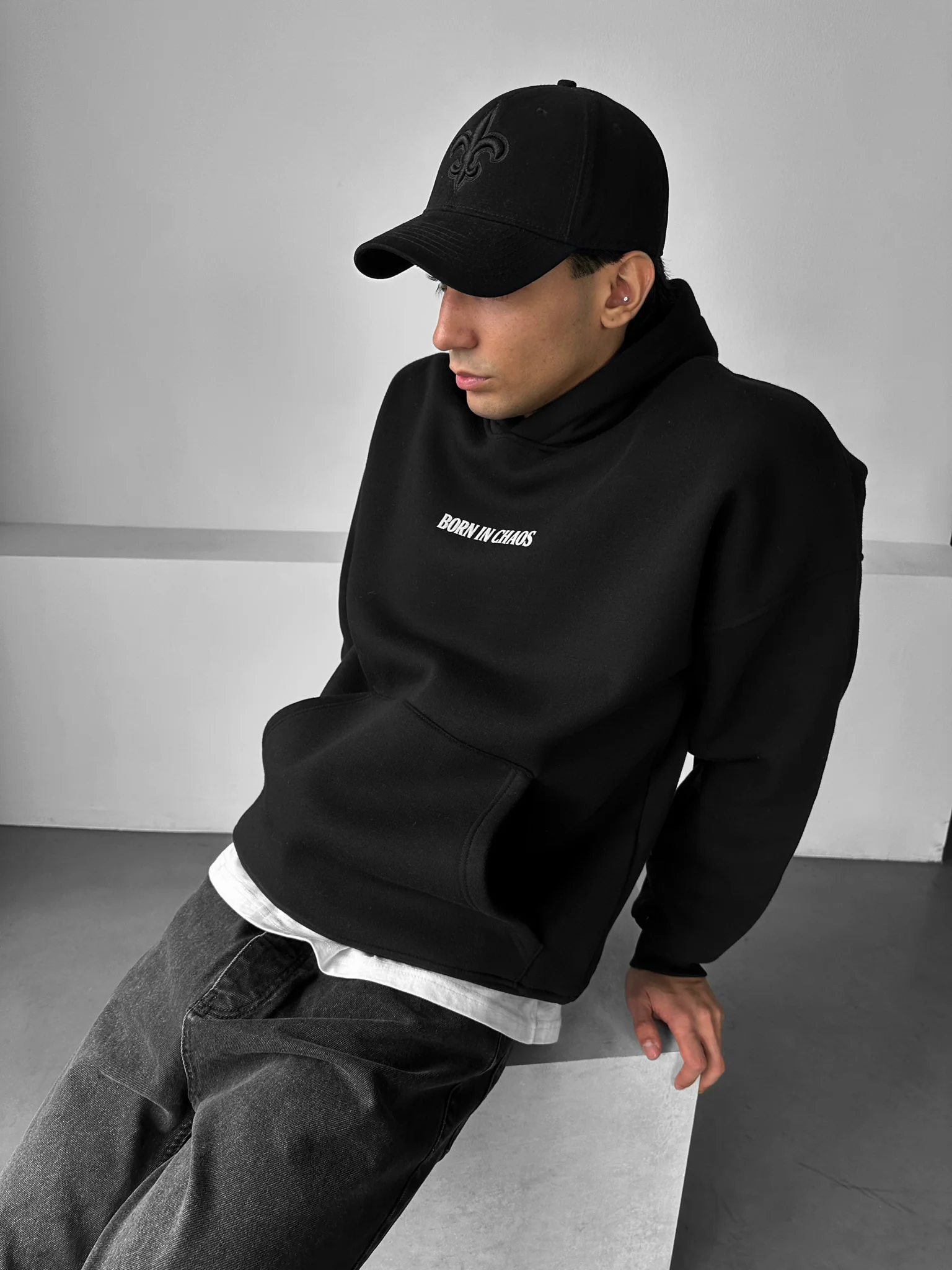 Oversize Skeleton Born in Chaos Hoodie - Black - Image 5