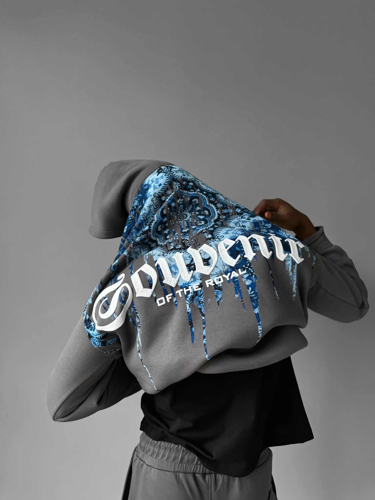 Oversize Souvenir Hoodie - Anthracite - Image 2