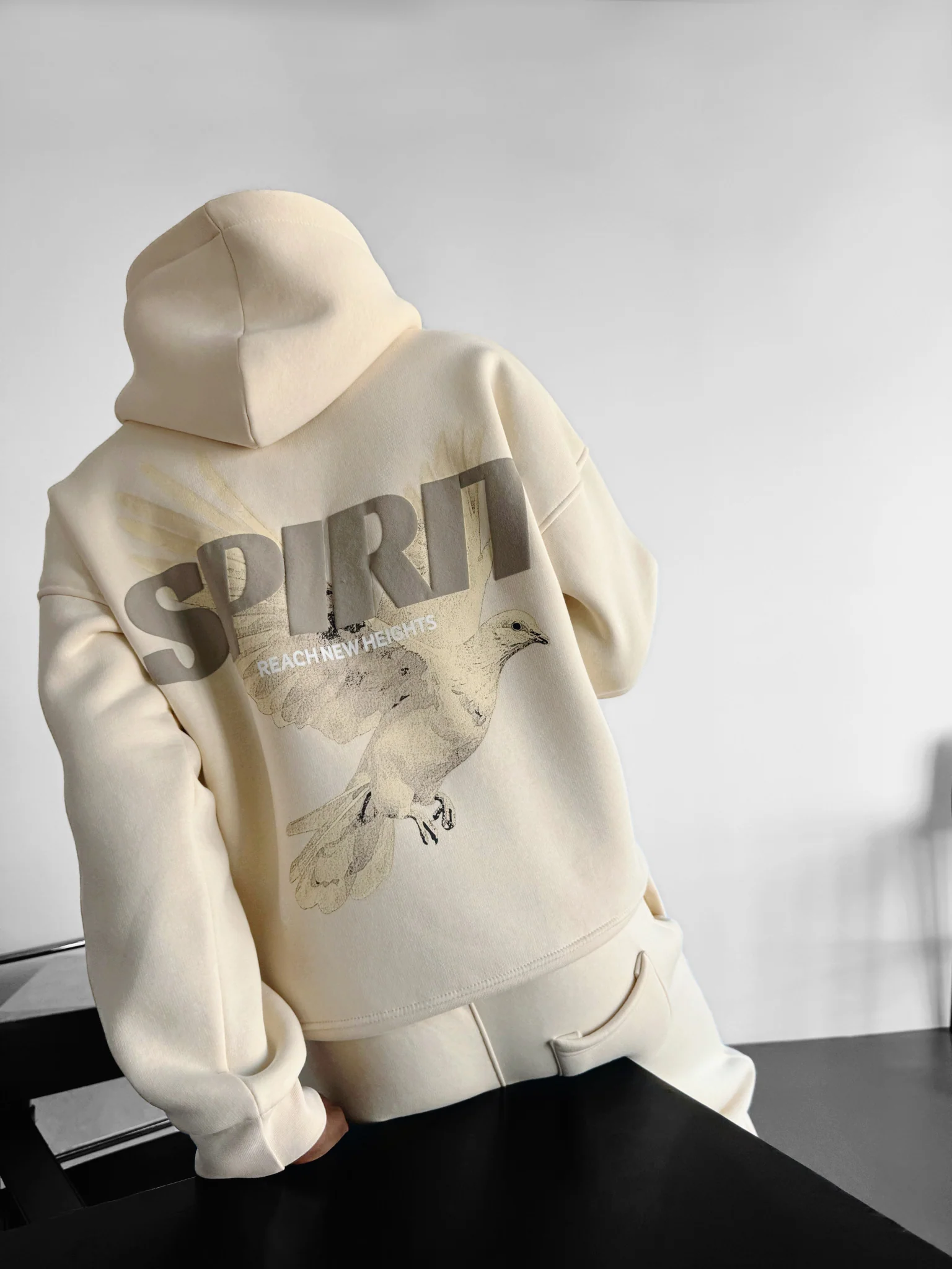 Oversize Spirit Hoodie - Antique White - Image 4