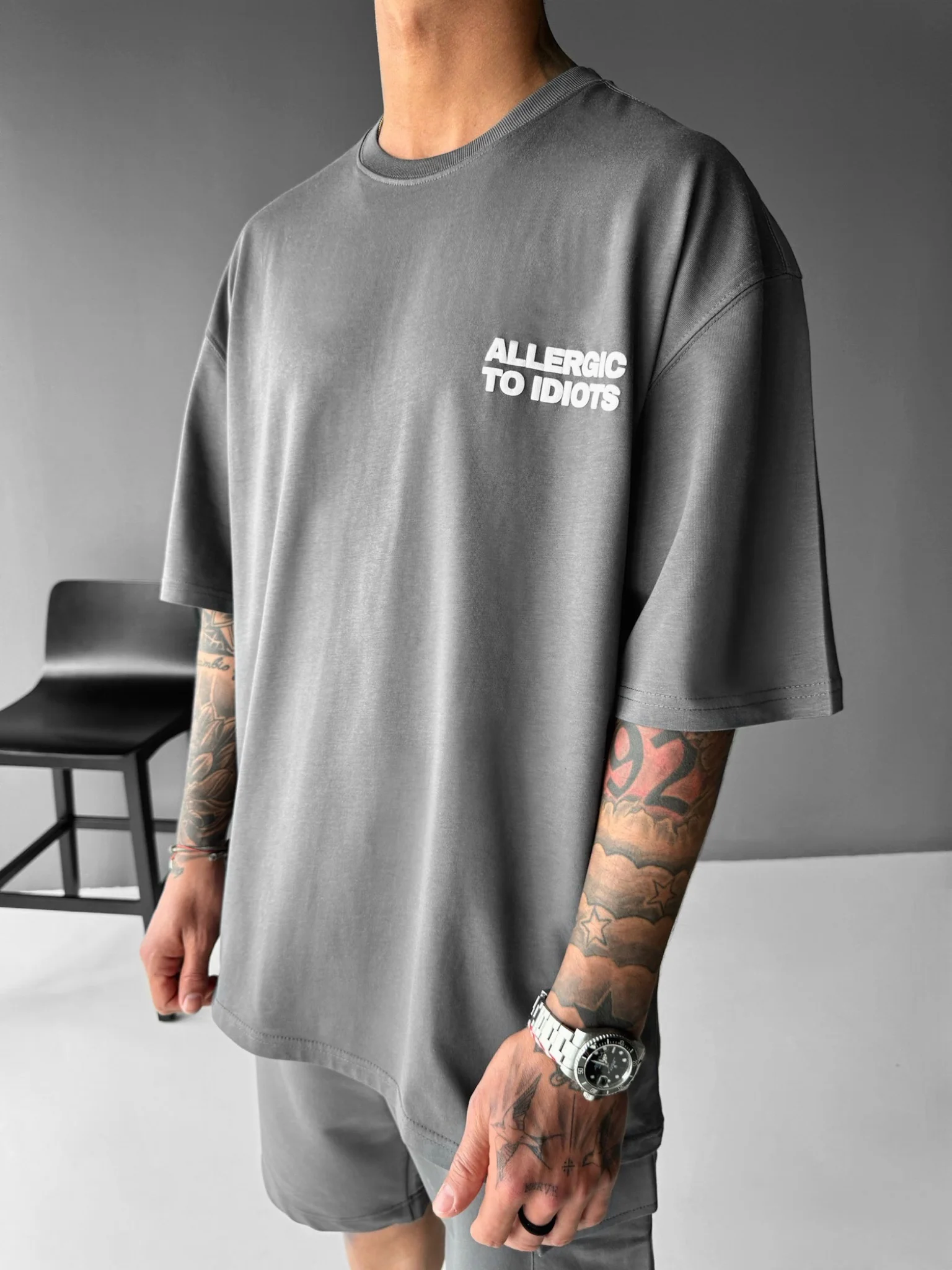 Oversize Statement T-shirt - Anthracite - Image 4