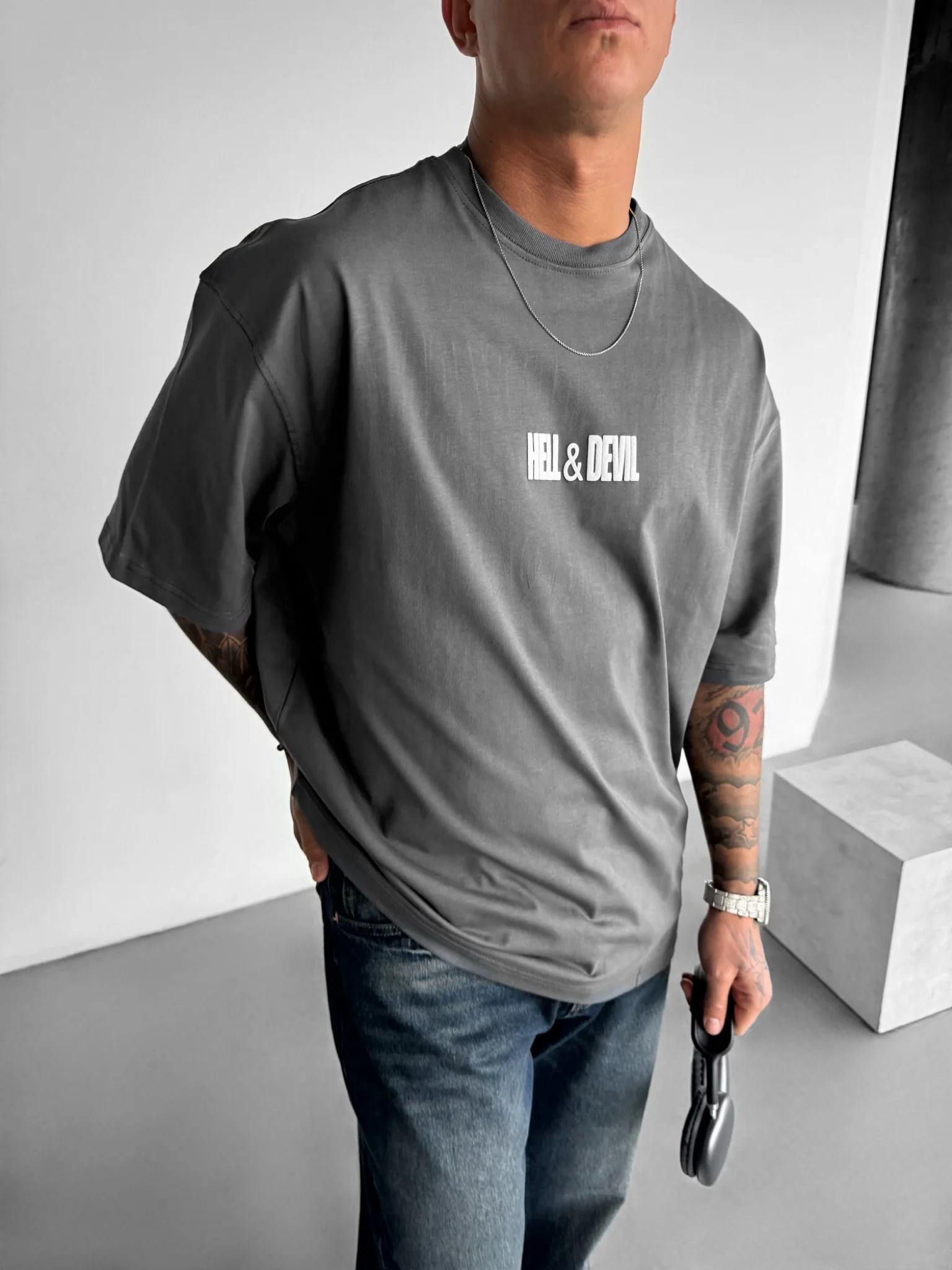 Oversize Statement T-shirt - Anthracite - Image 3