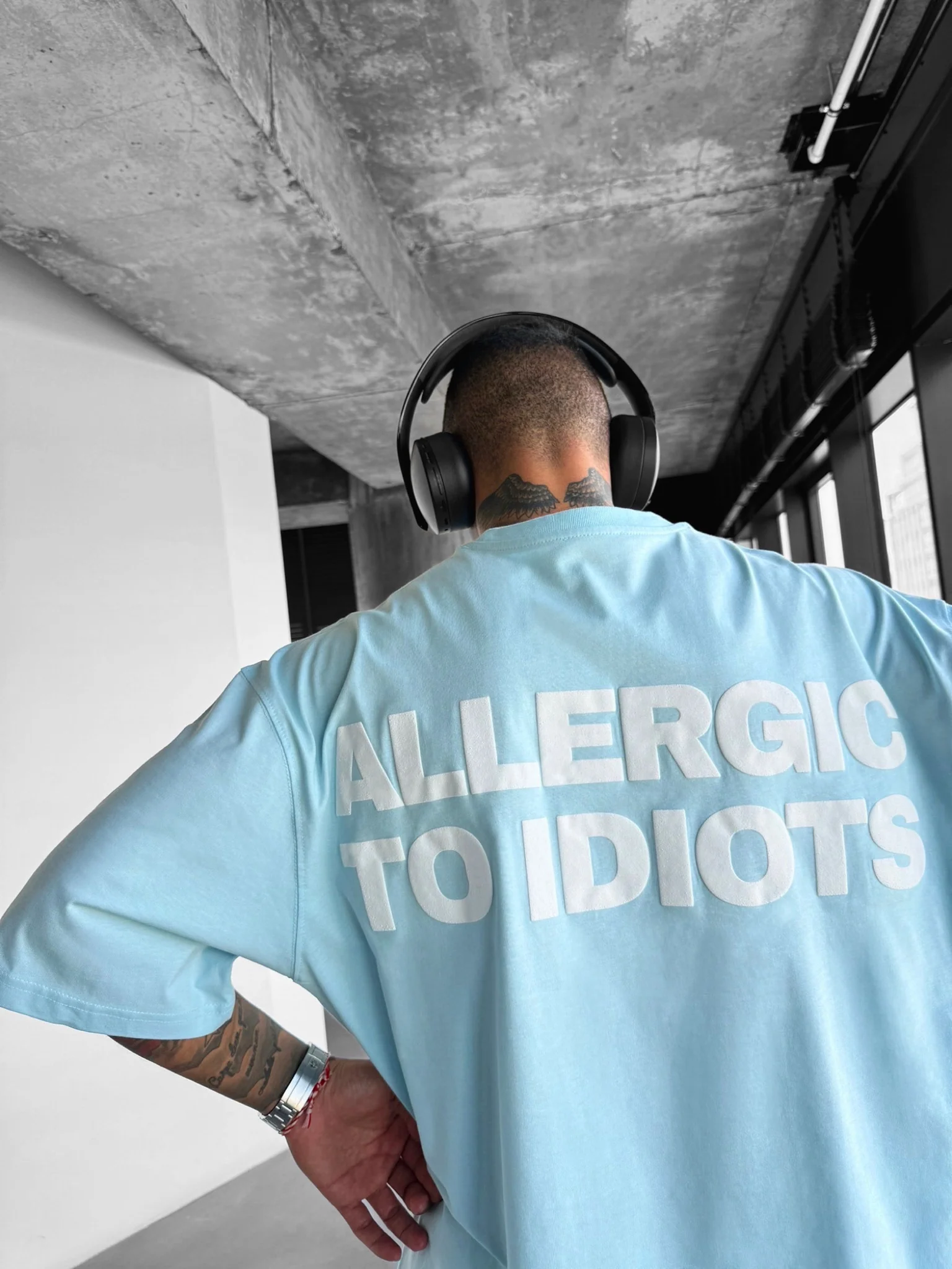Oversize Statement T-shirt - Blue - Image 3