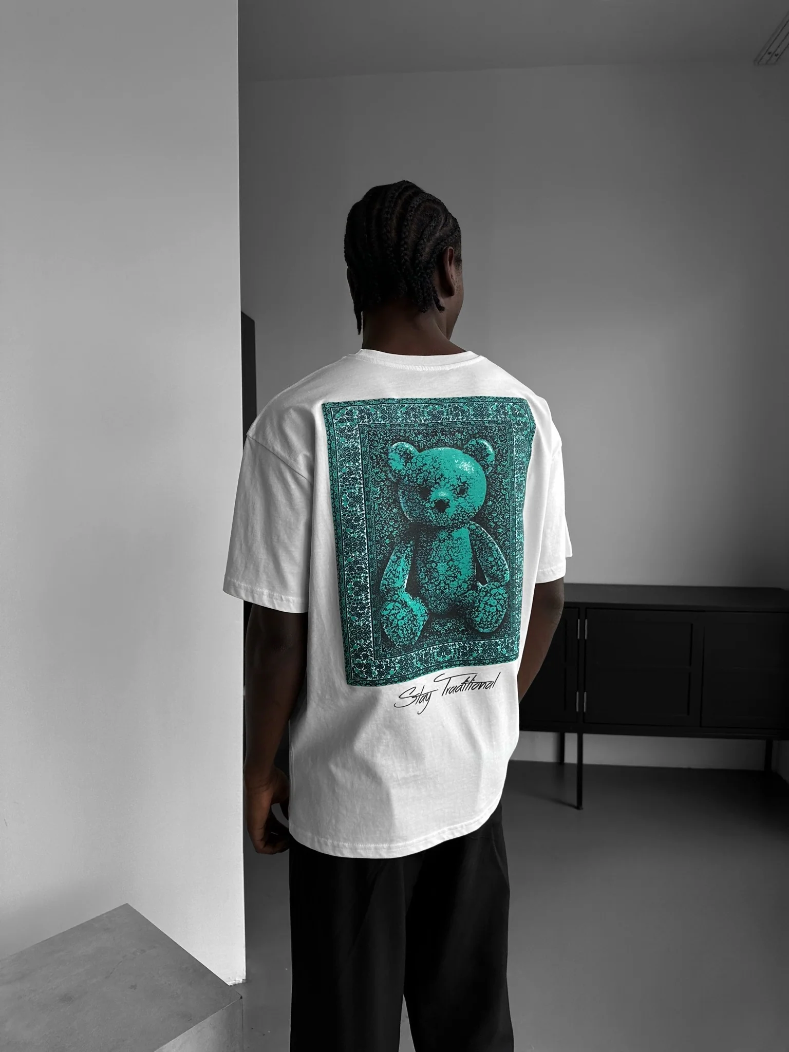 Oversize 'Stay Traditional' T-Shirt - Ecru - Image 3