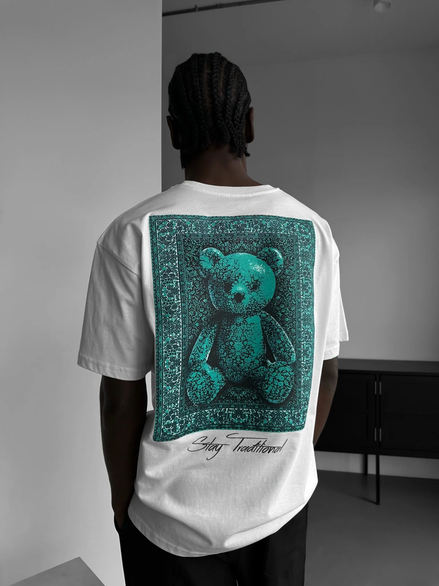 Oversize 'Stay Traditional' T-Shirt - Ecru - Image 4