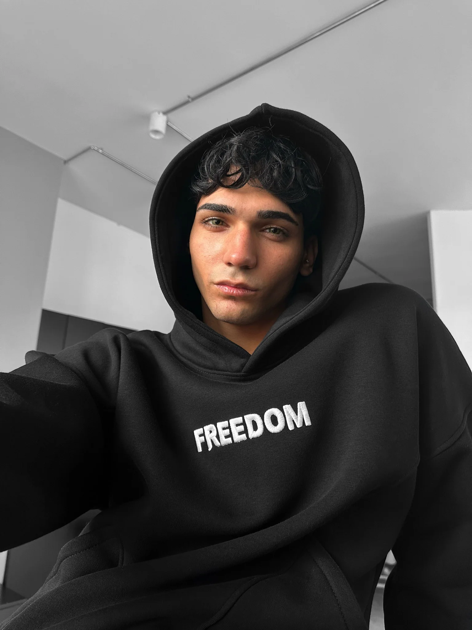 Oversize Stitches Hoodie - Black - Image 2