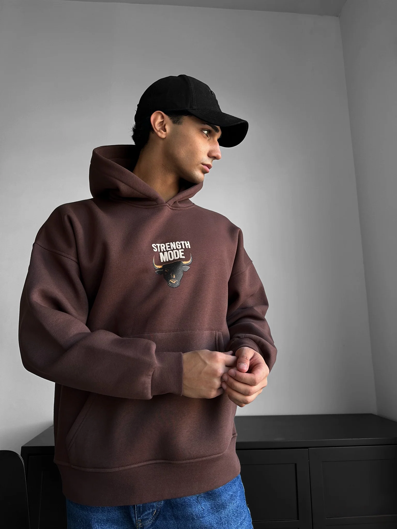 Oversize Strength Mode Hoodie - Brown - Image 4