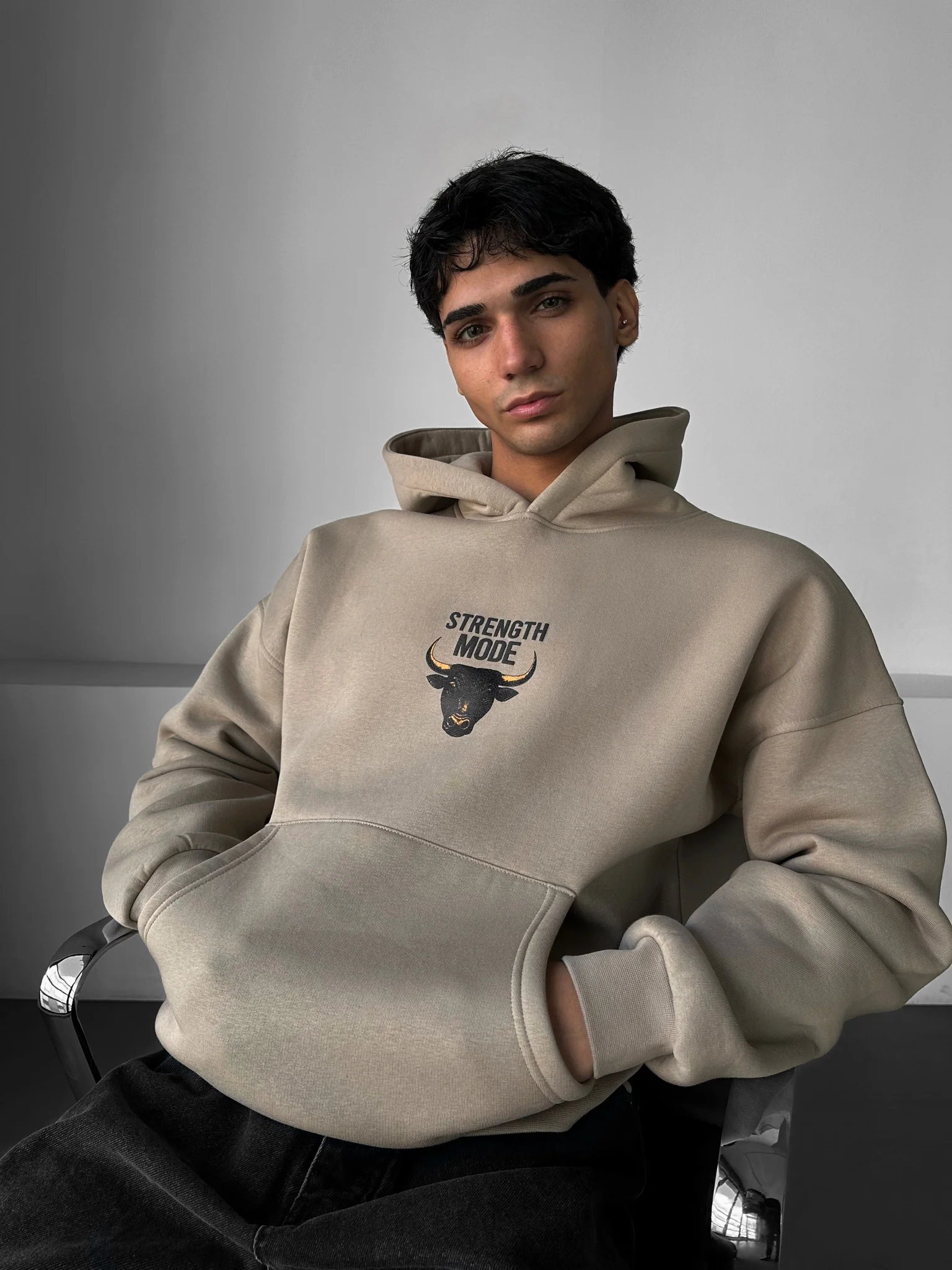 Oversize Strength Mode Hoodie - Stone - Image 4