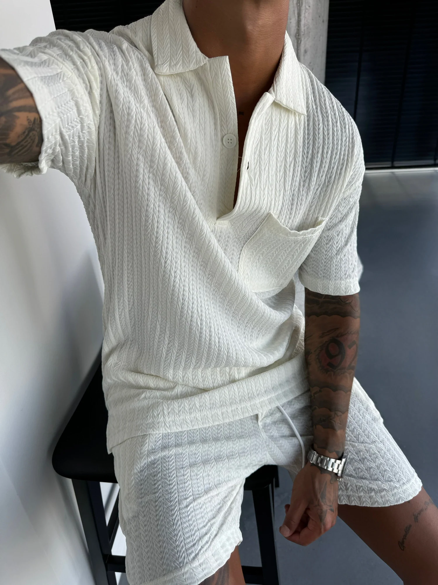 Oversize Structured Polo T-Shirt - Ecru - Image 4
