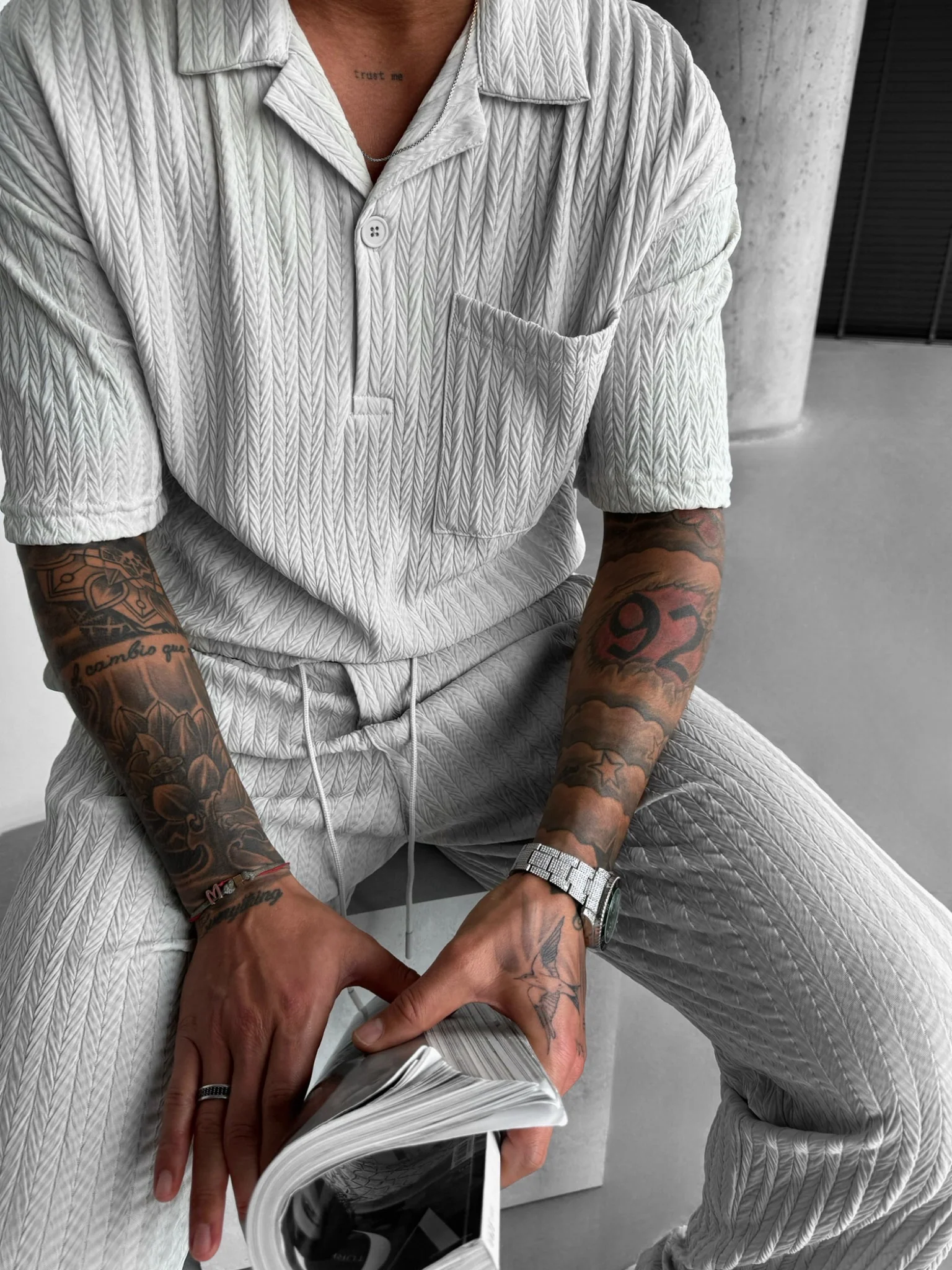 Oversize Structured Polo T-Shirt - Grey - Image 2