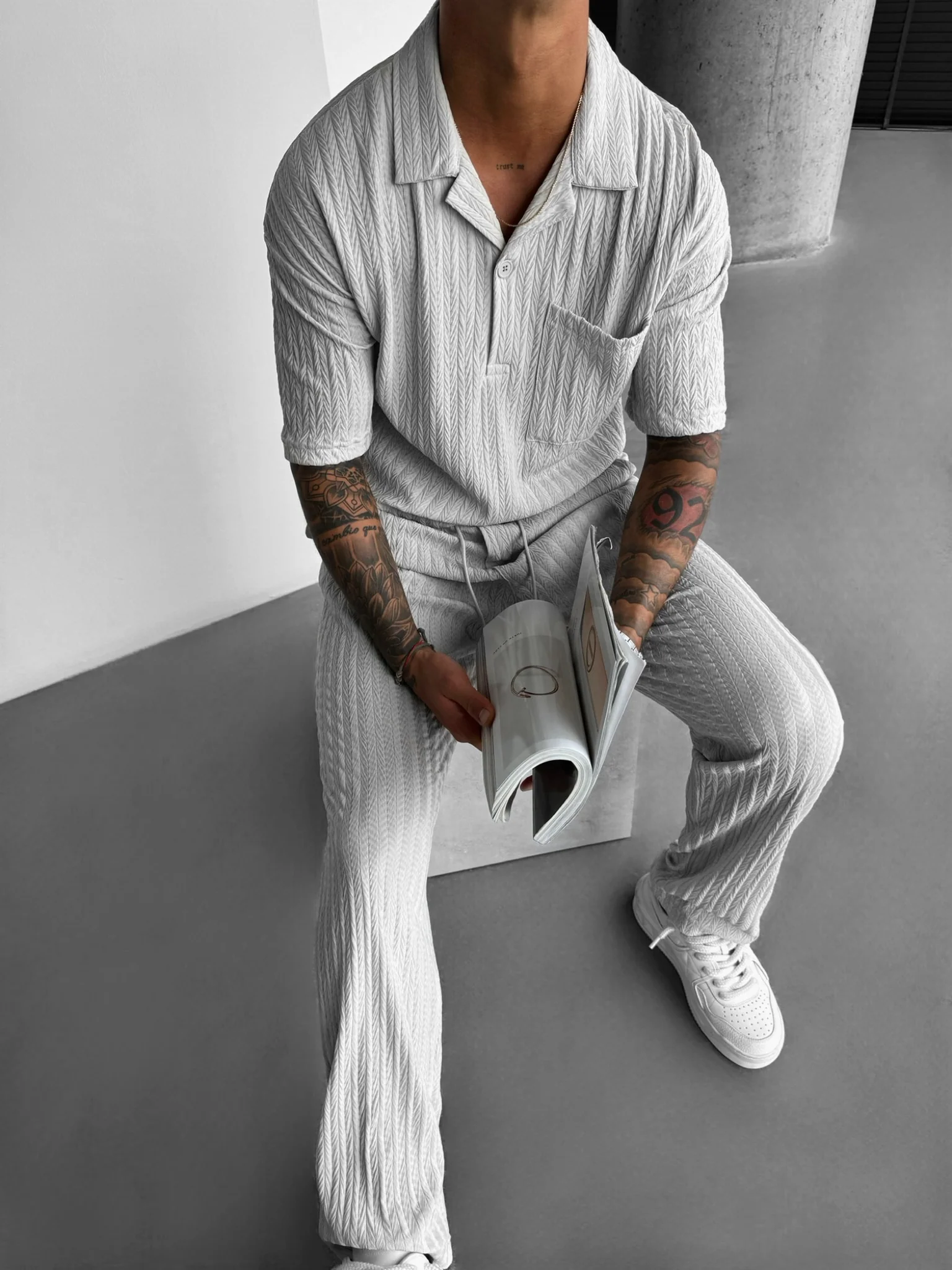 Oversize Structured Polo T-Shirt - Grey - Image 4