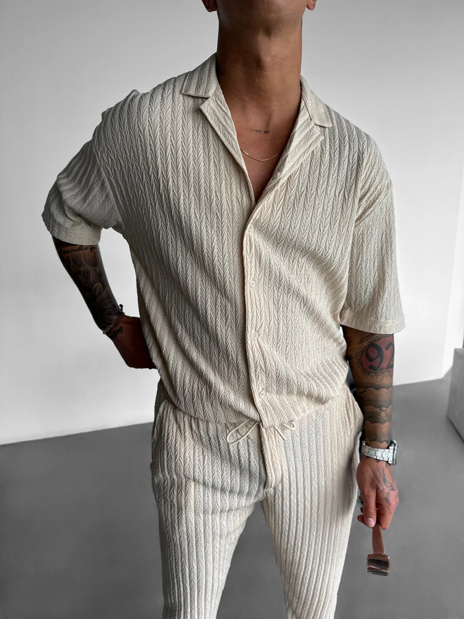 Oversize Structured Shirt - Beige - Image 2