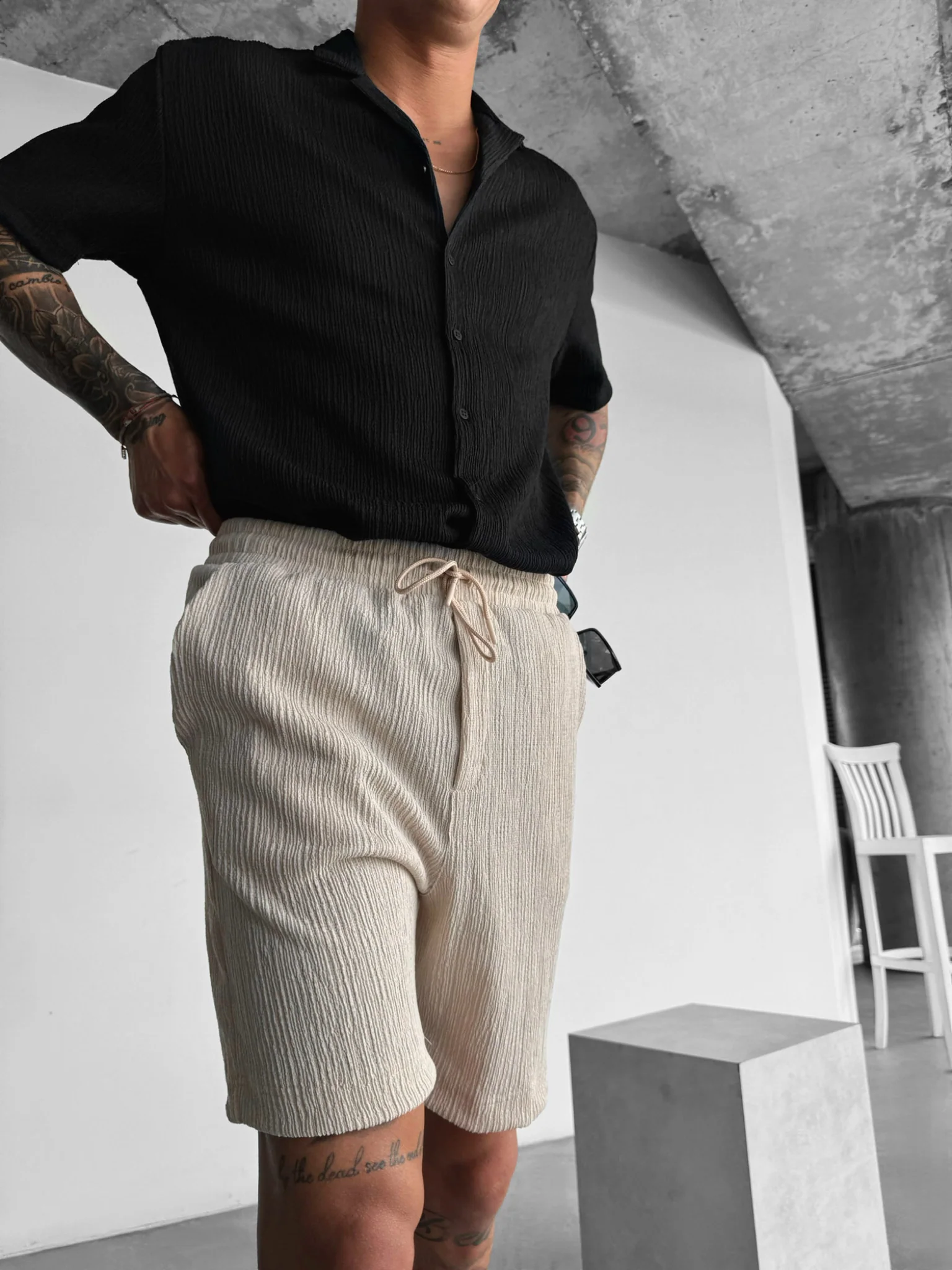 Oversize Crepe Shirt - Black - Image 3