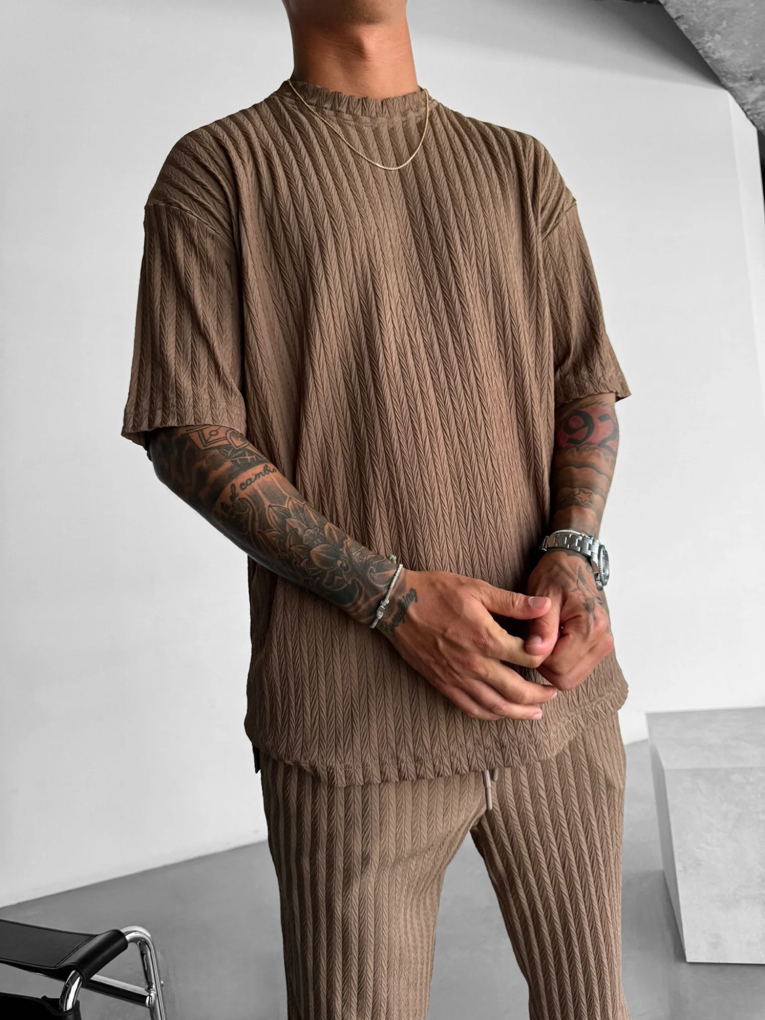 Oversize Structured T-Shirt - Cappuccino - Image 3