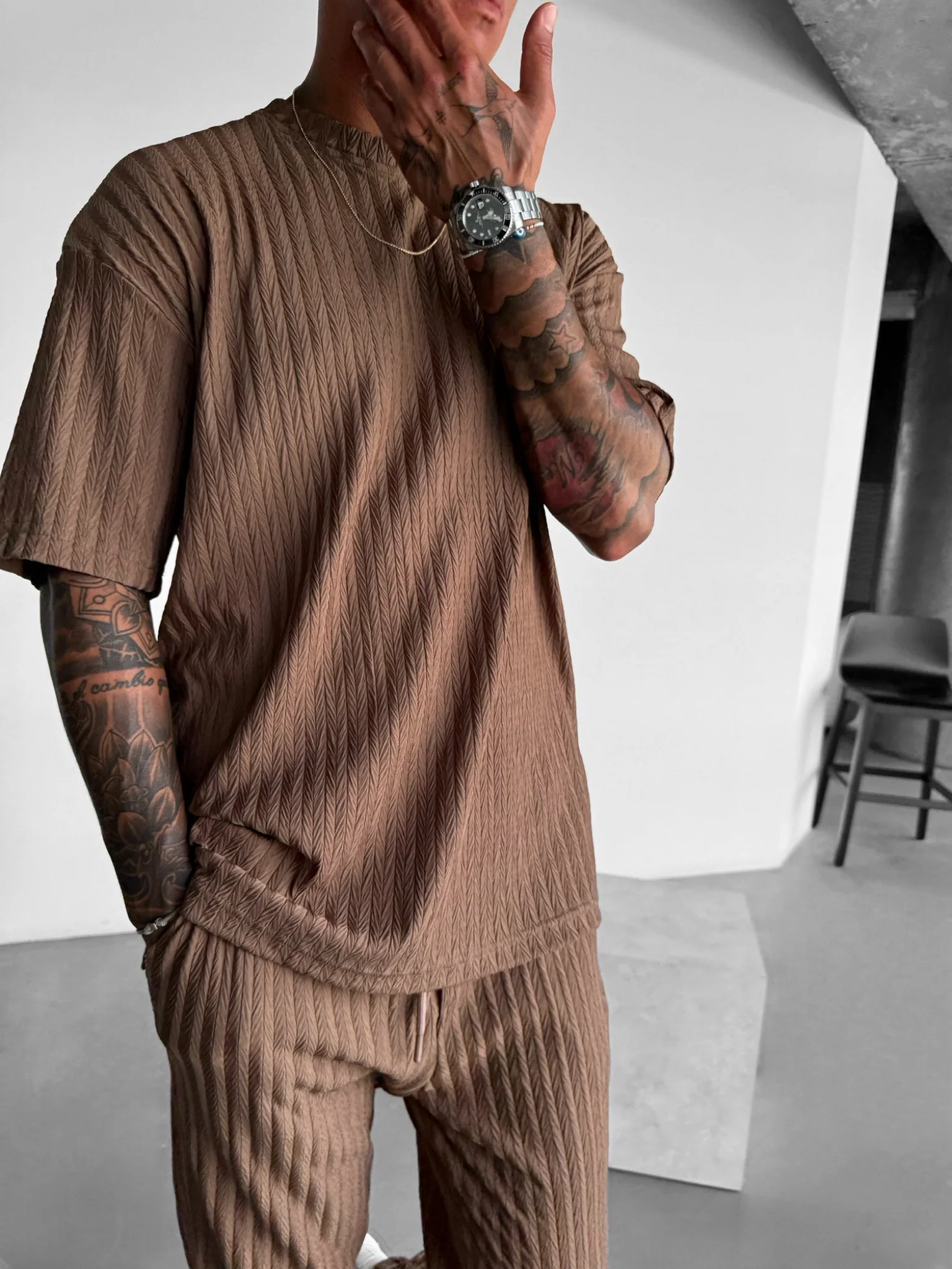 Oversize Structured T-Shirt - Cappuccino - Image 4