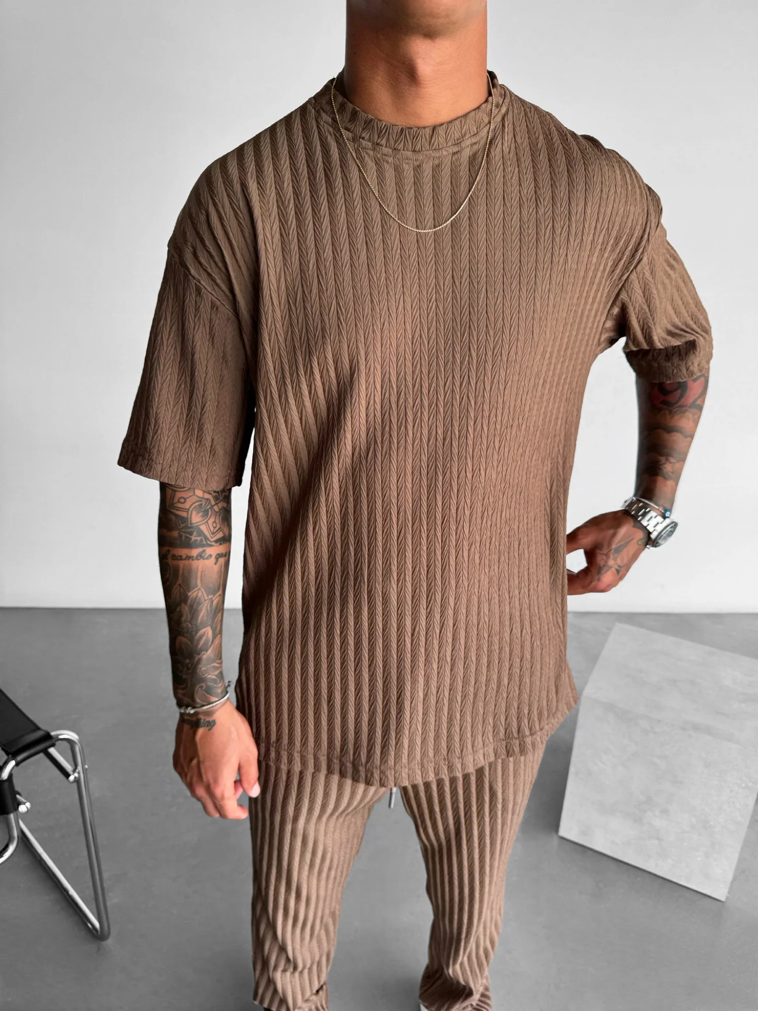 Oversize Structured T-Shirt - Cappuccino - Image 5