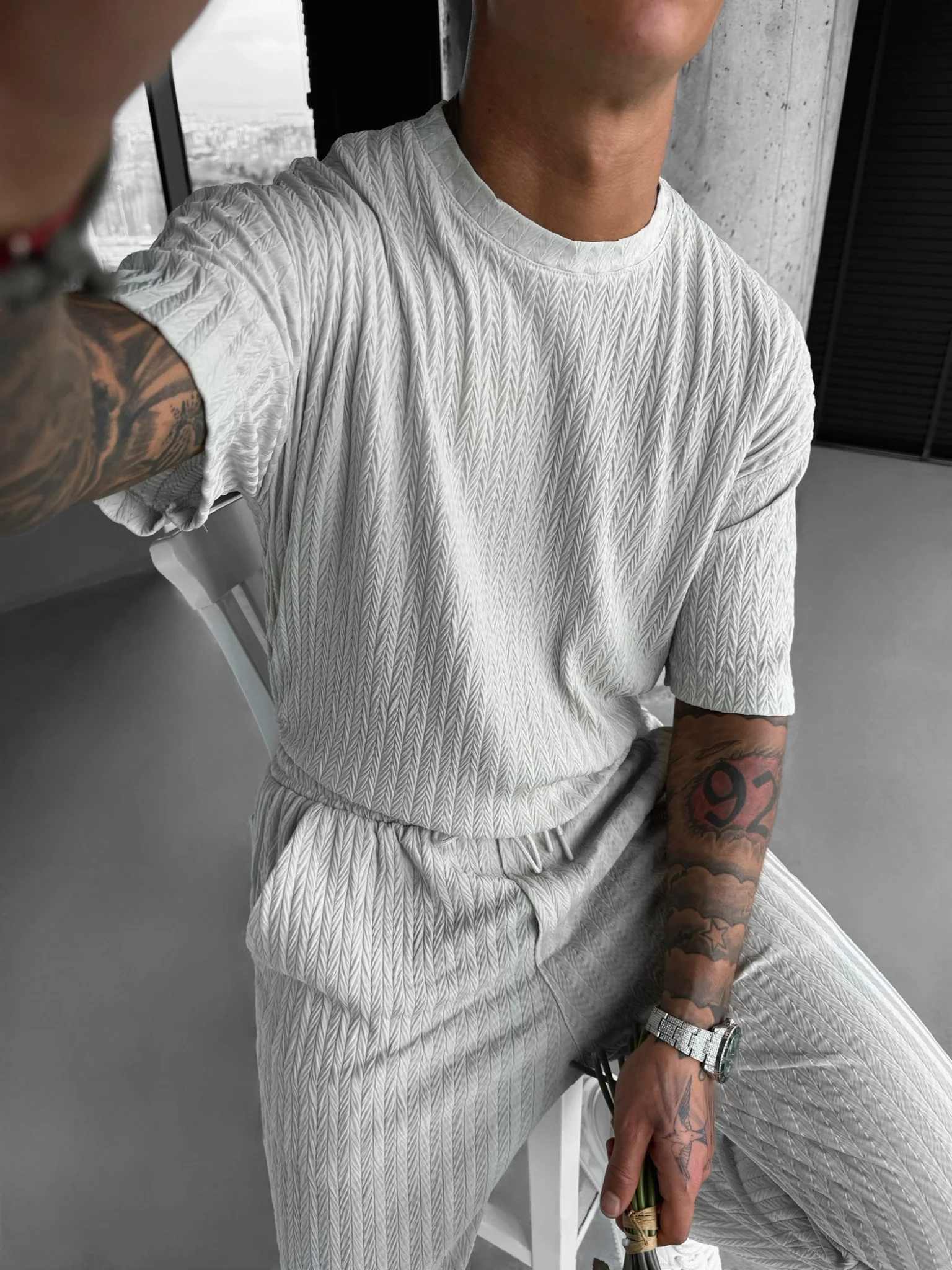 Oversize Structured T-Shirt - Grey - Image 3