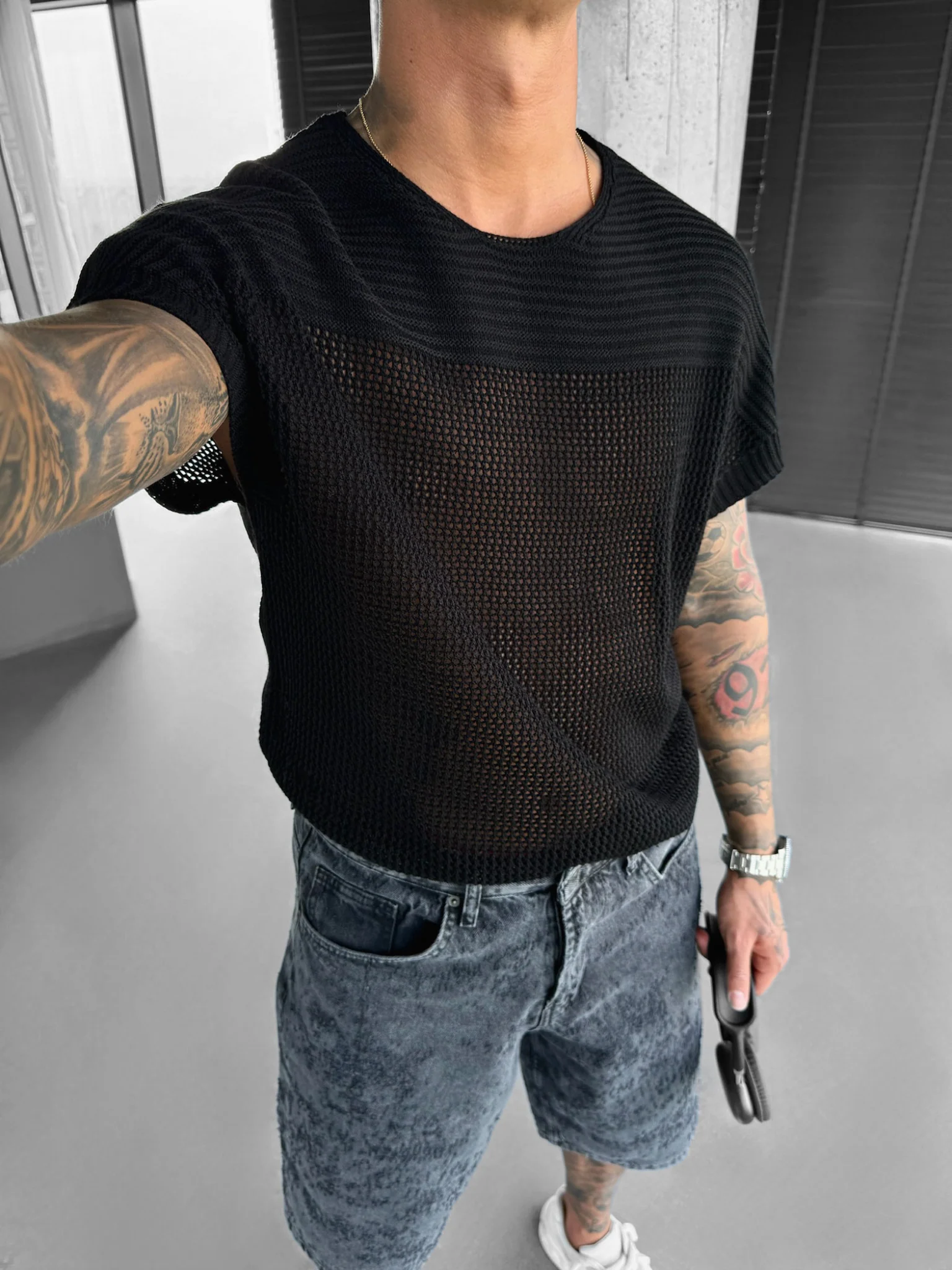 Oversize Textured Knit T-shirt - Jet Black - Image 2