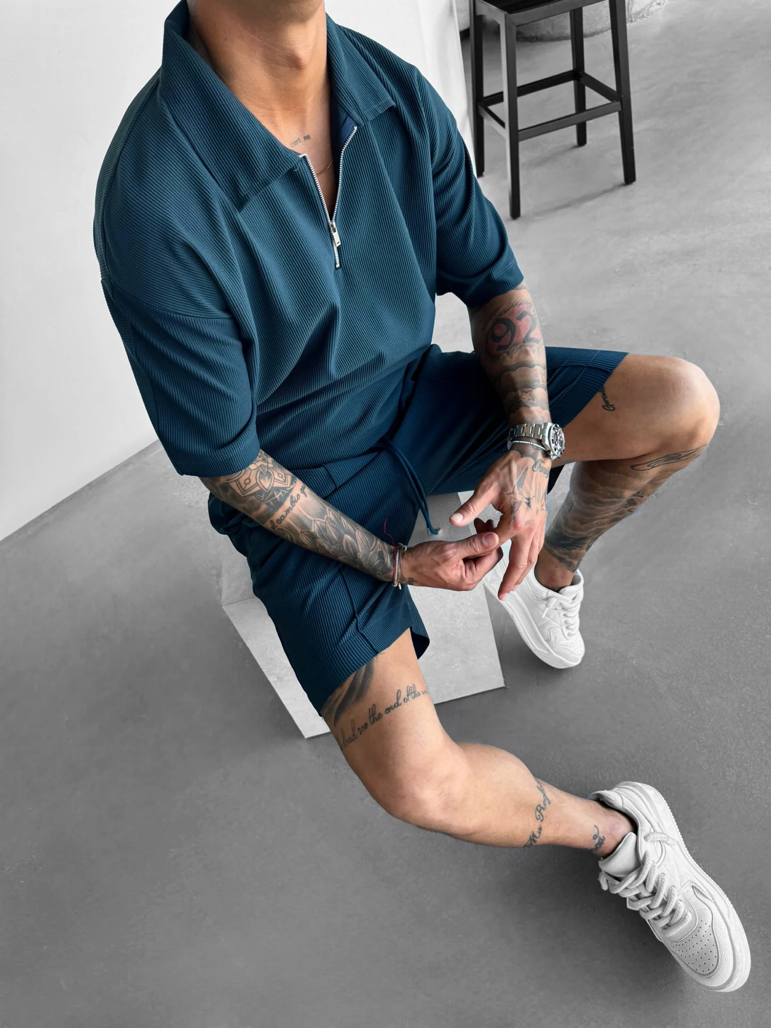 Oversize Textured Zipper Polo T-Shirt - Petrol - Image 4