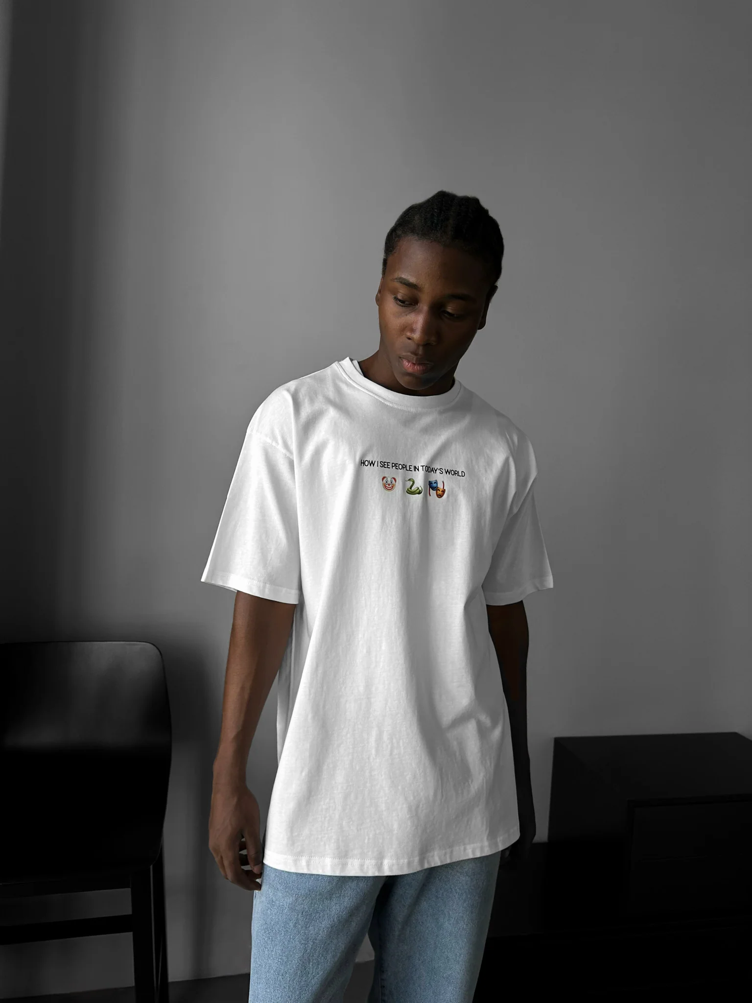 Oversize "Today's World" T-Shirt - Ecru - Image 3