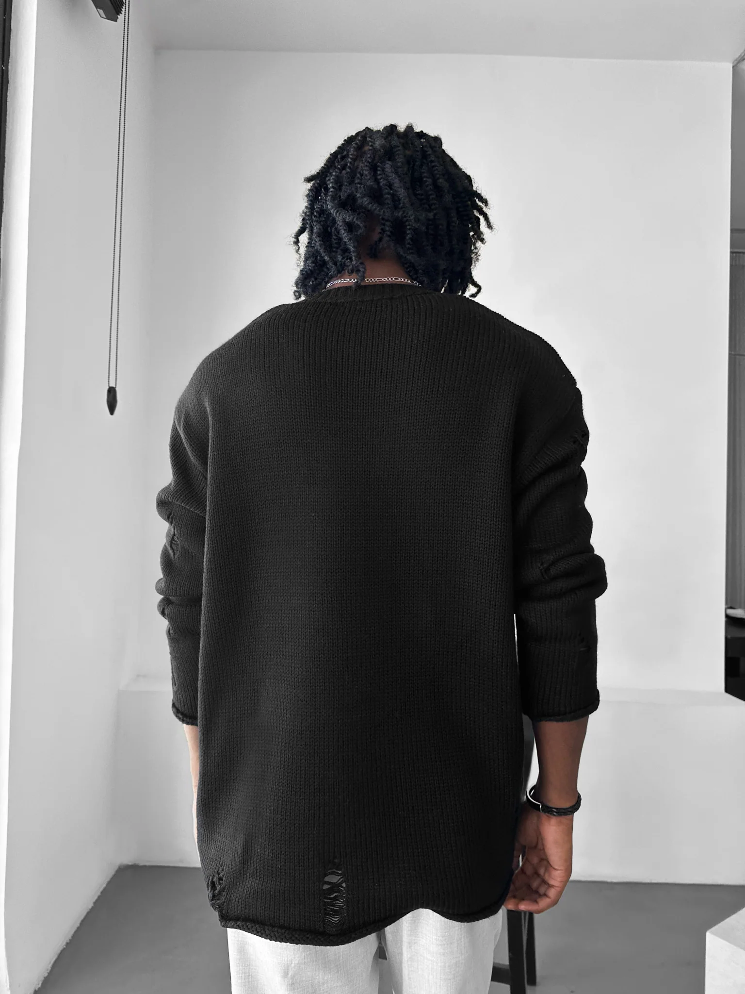 Oversize Torn Sweater - Black - Image 3