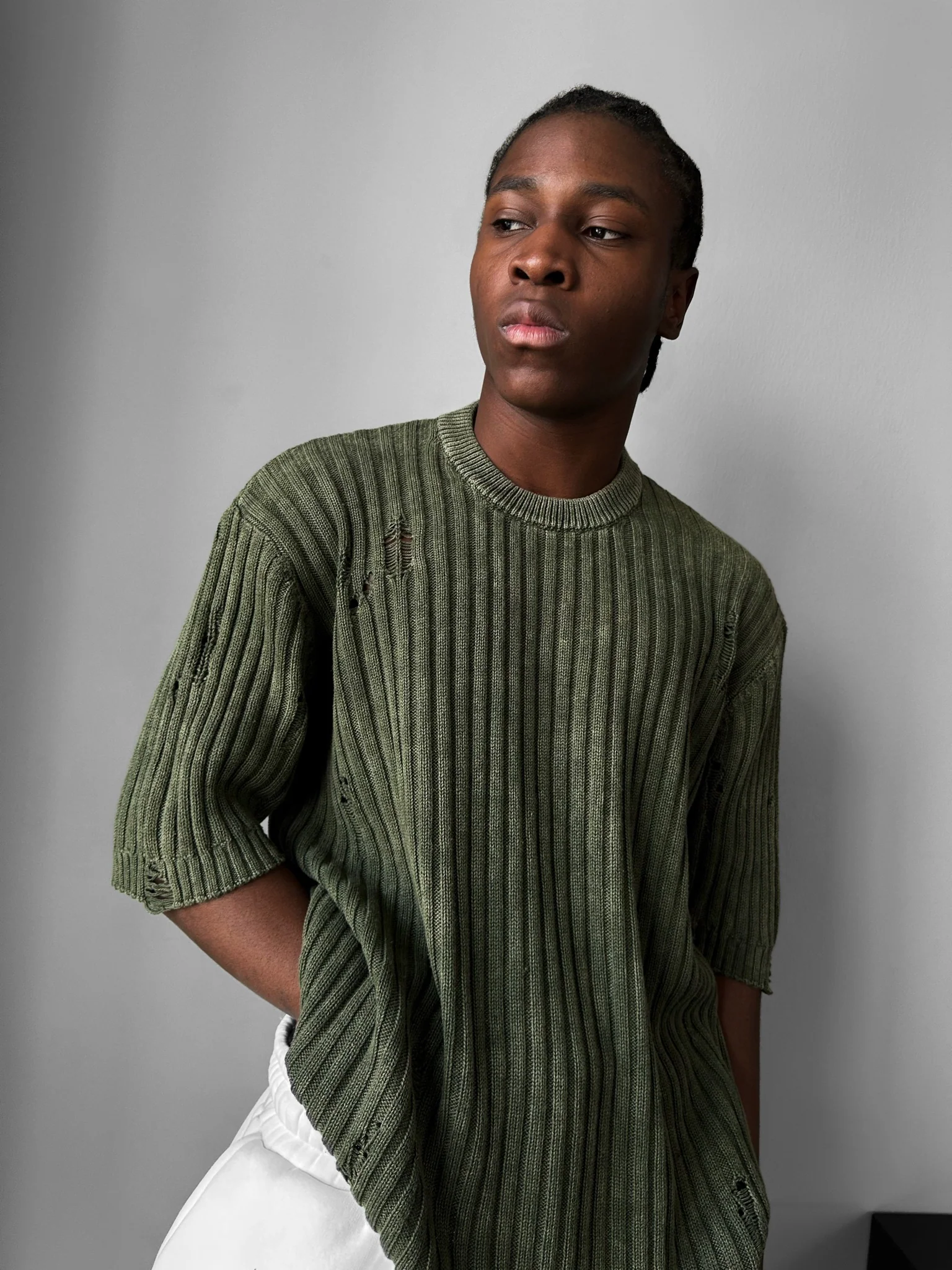 Oversize Torn Washed Knit T-shirt - Khaki - Image 4