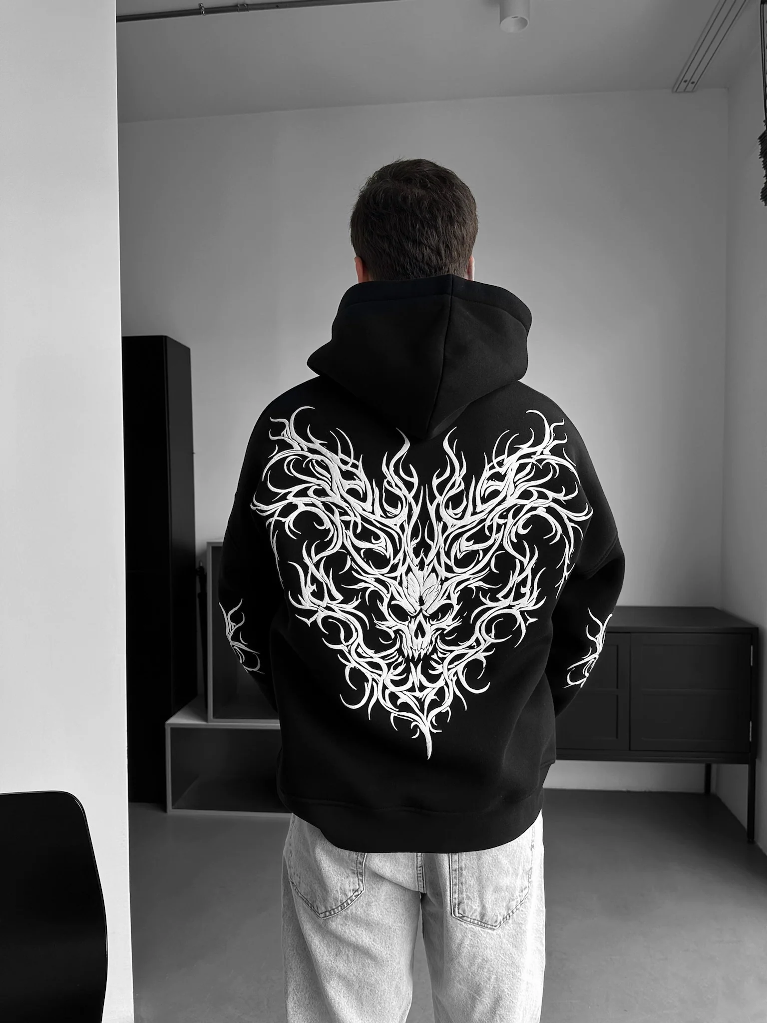 Oversize Tribal Skull Hoodie - Black - Image 2