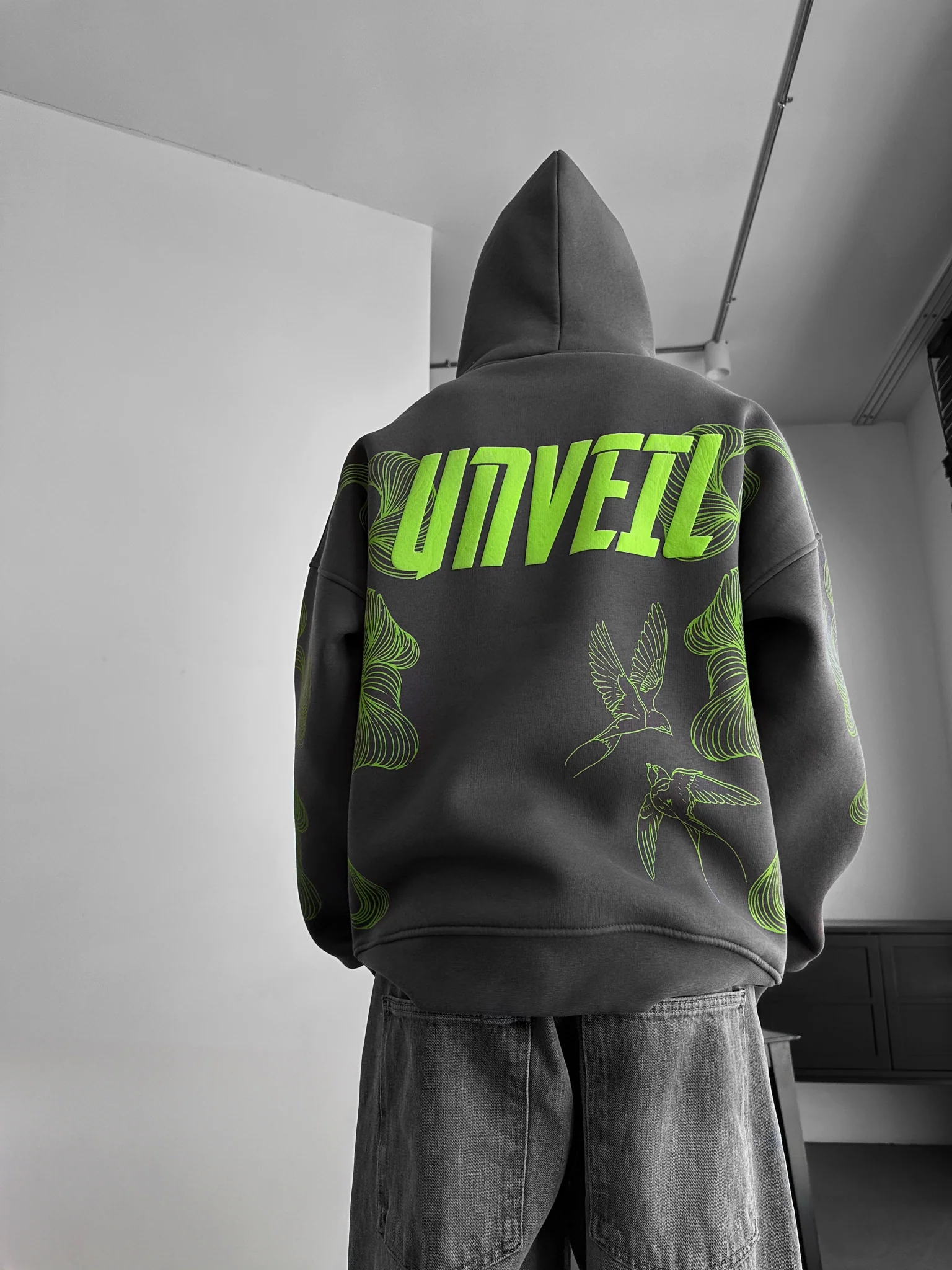 Oversize Unveil Hoodie - Anthracite - Image 2