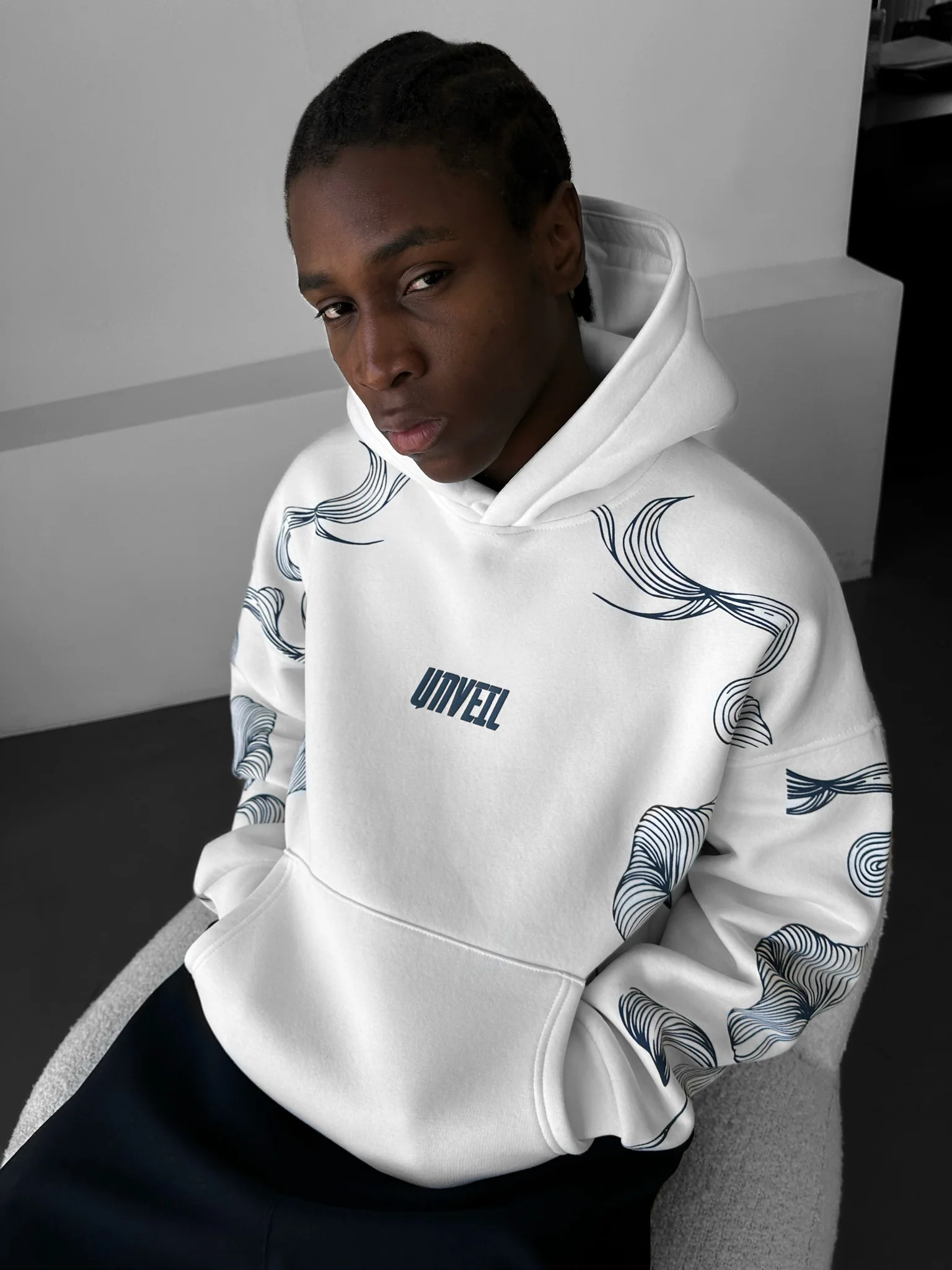 Oversize Unveil Hoodie - Ecru - Image 2