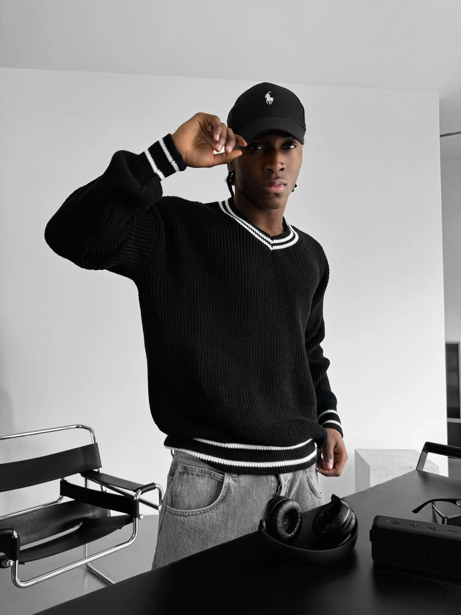 Oversize V Neckline Knit Pullover  - Black - Image 3