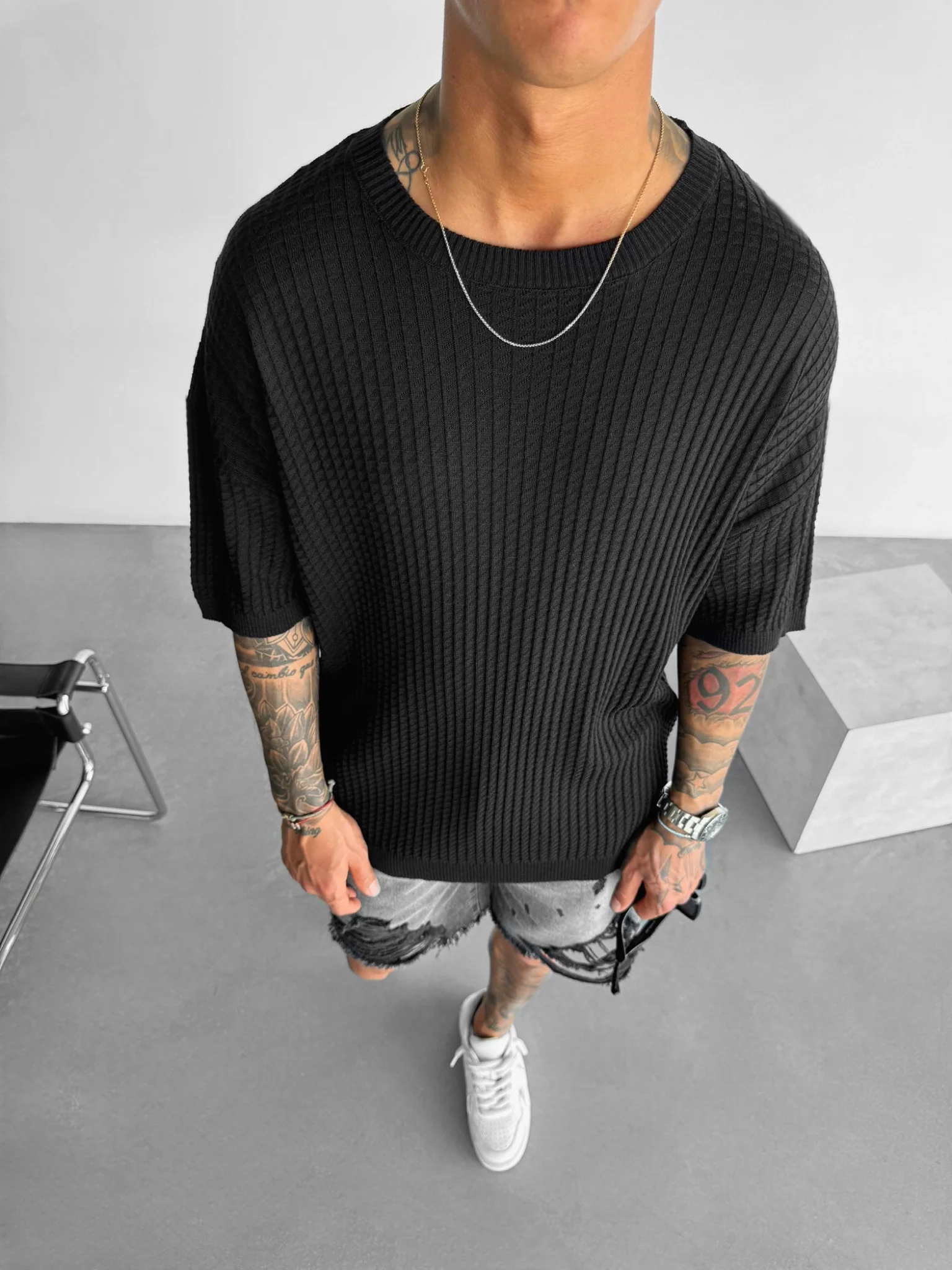 Oversize Waffle T-Shirt - Black - Image 2