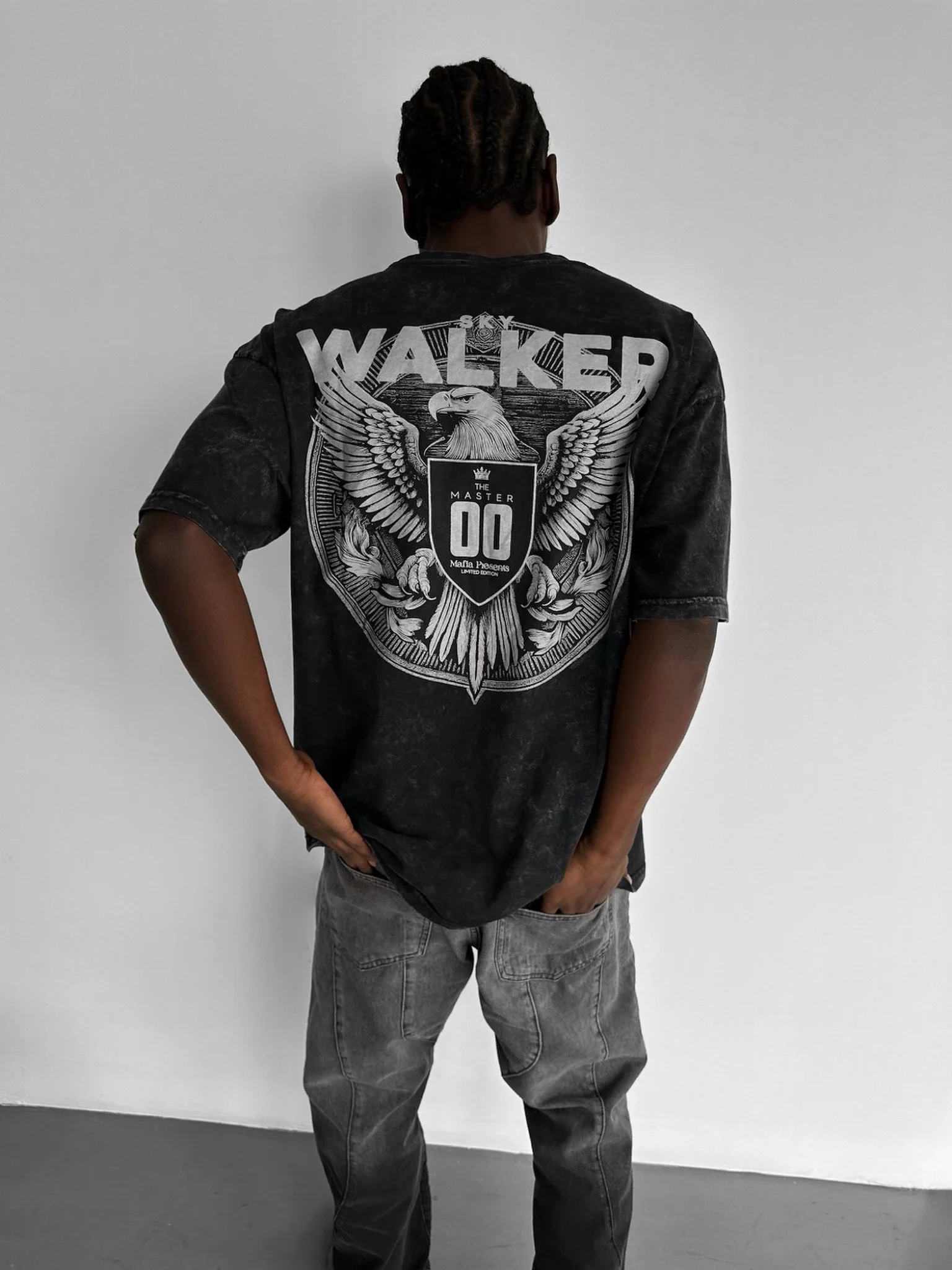 Oversize Washed 'Sky Walker' T-Shirt - Black - Image 3