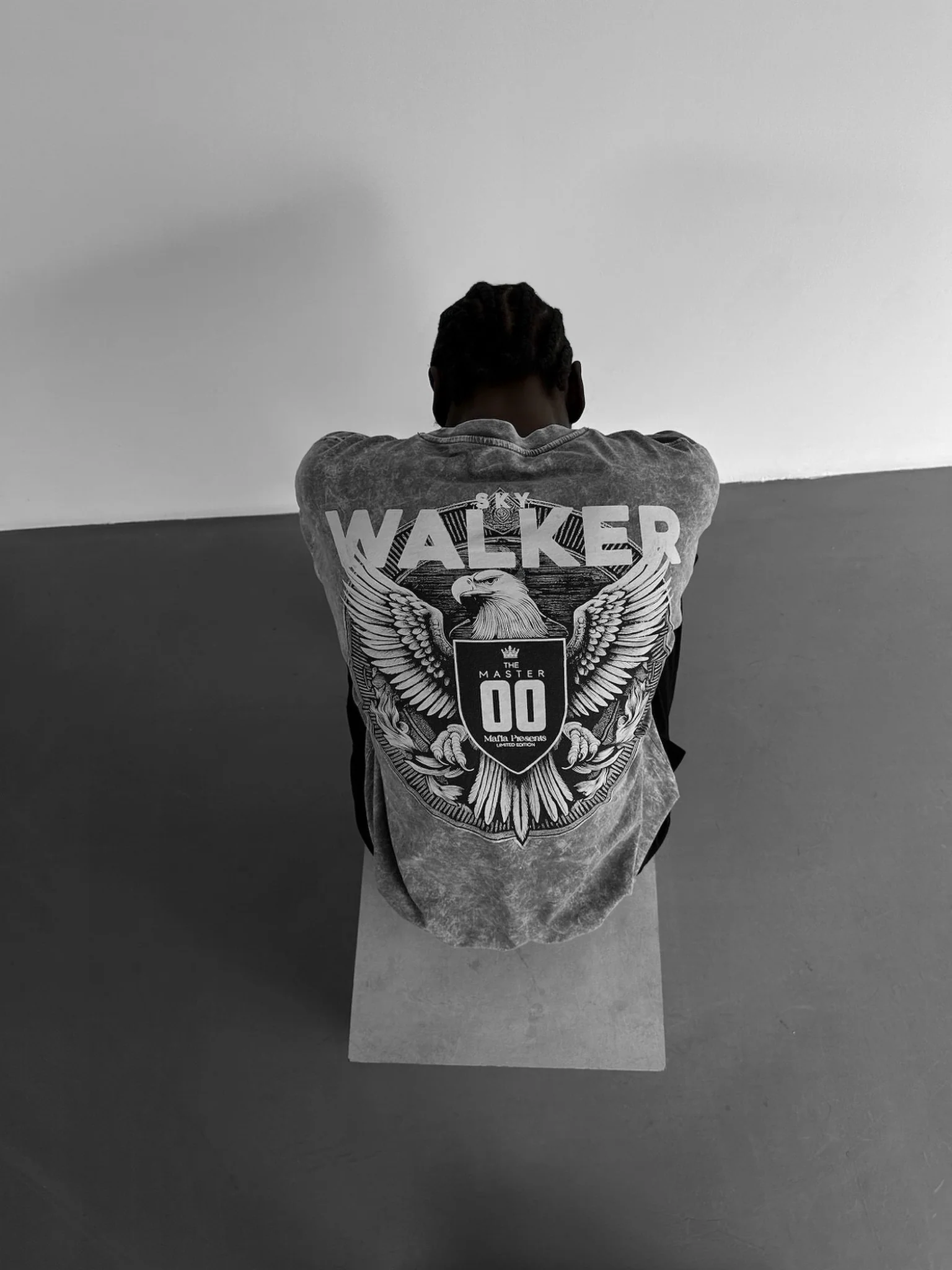 Oversize Washed 'Sky Walker' T-Shirt - Grey - Image 4