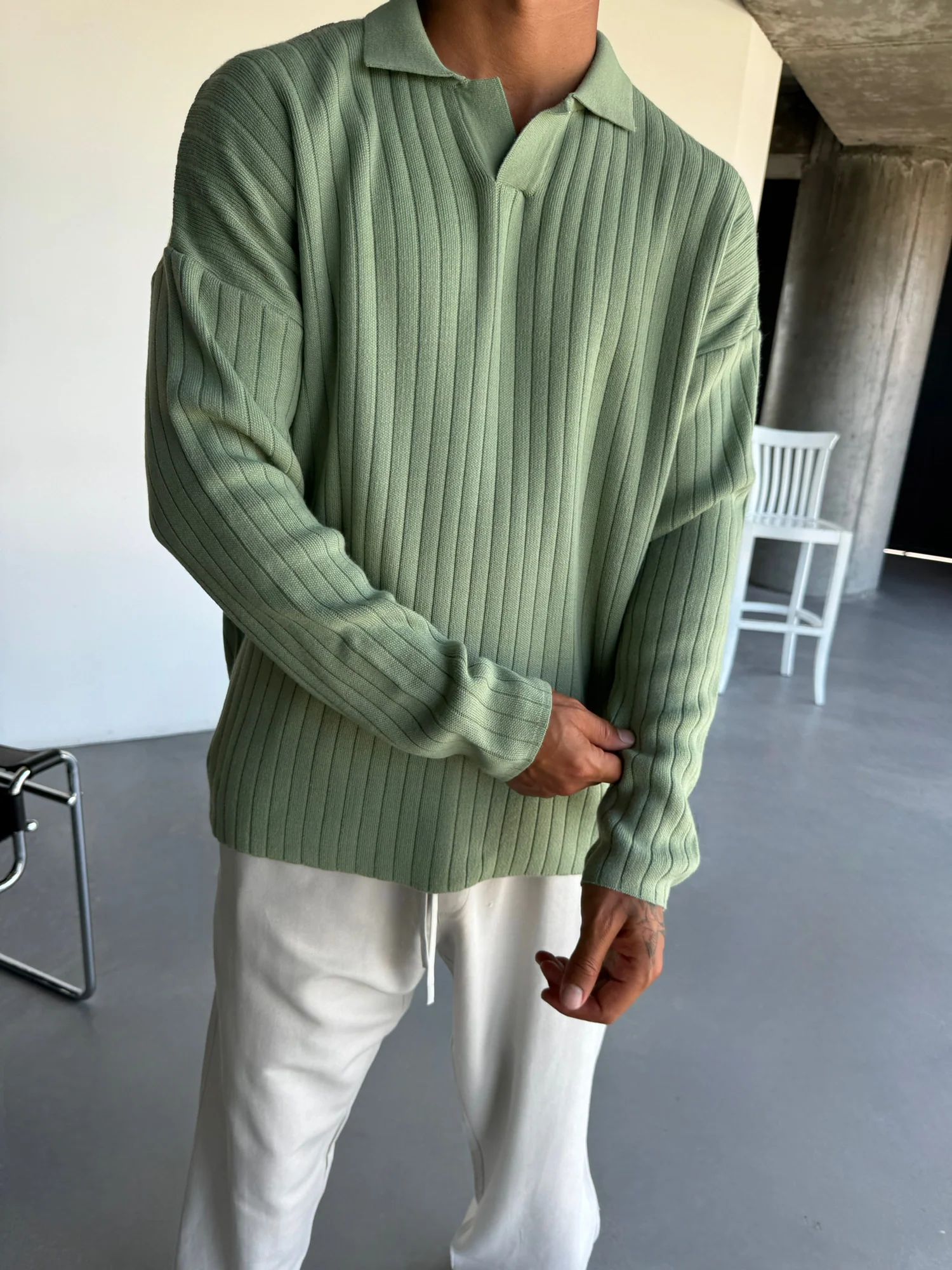 Oversize Wide Ribbed Long Arm Knit Polo Sweatshirt - Grass - Image 3
