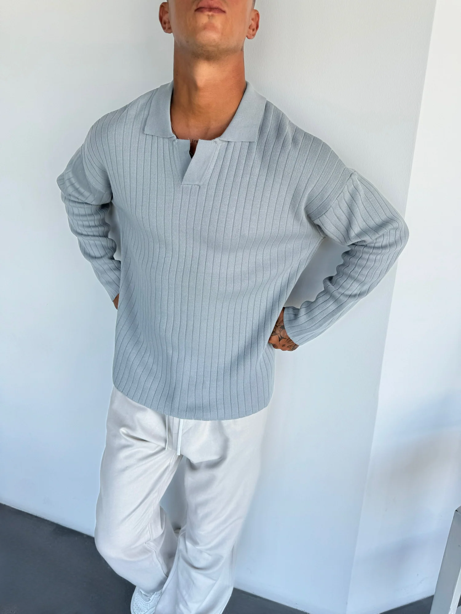 Oversize Wide Ribbed Long Arm Knit Polo Sweatshirt - Grey - Image 2