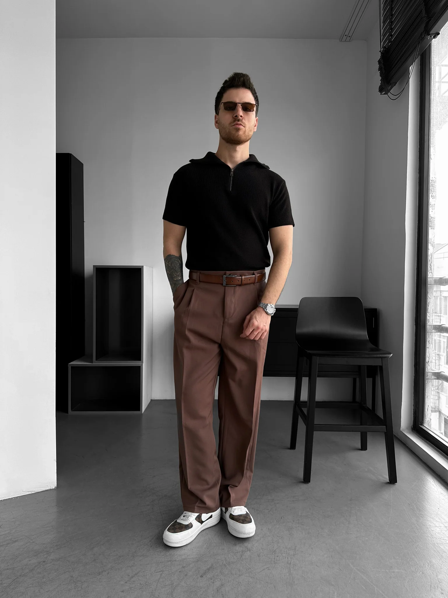 Loose Fit Pleated Trousers - Brown - Image 3