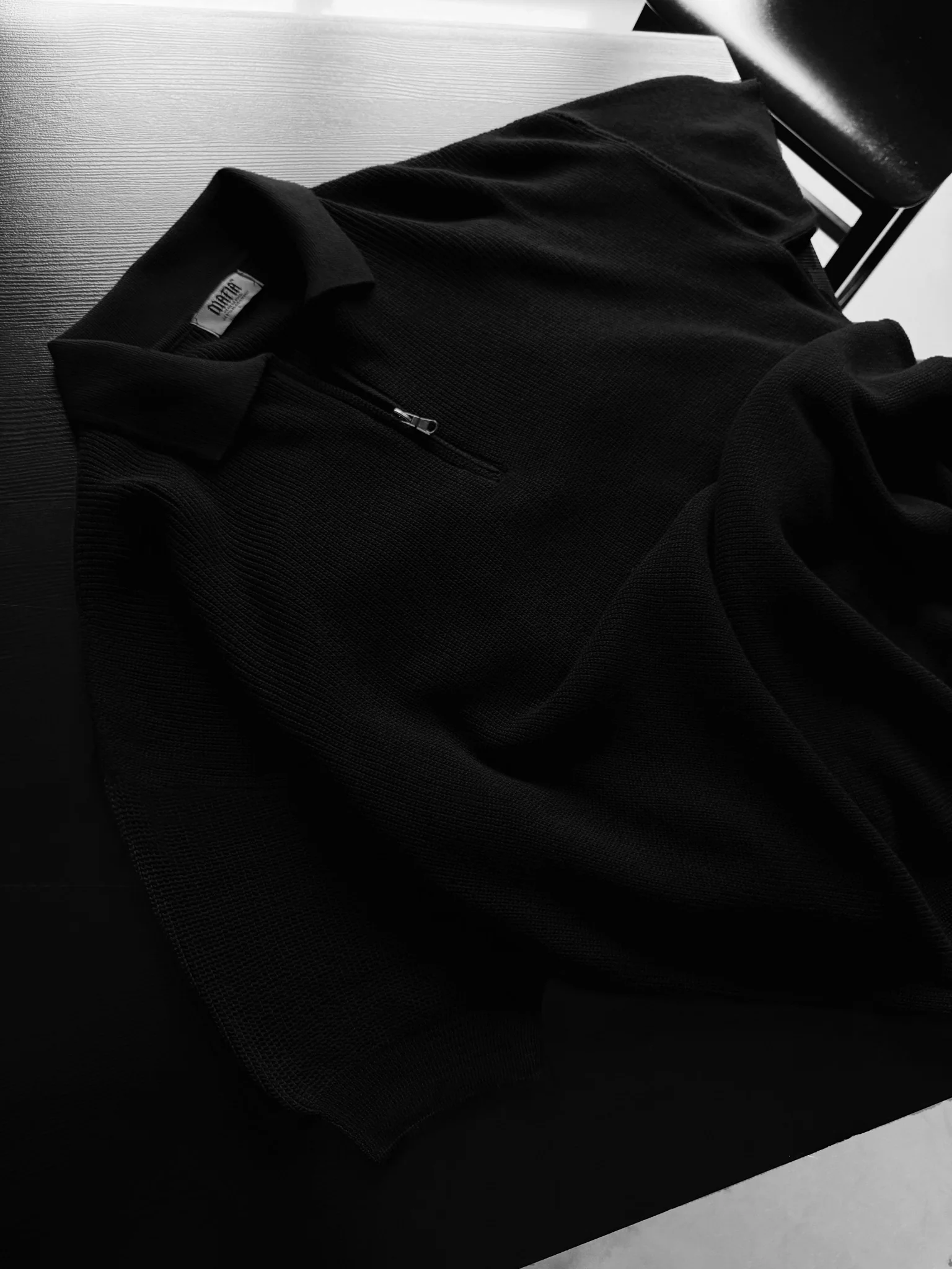 Oversize Zipper Knit Polo T-shirt - Black - Image 2