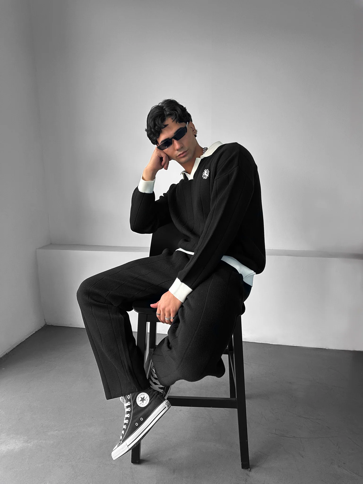 Oversized Embroidered Polo Sweater - Black - Image 2