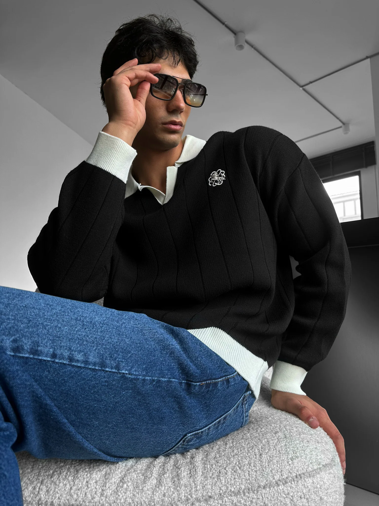 Oversized Embroidered Polo Sweater - Black - Image 6