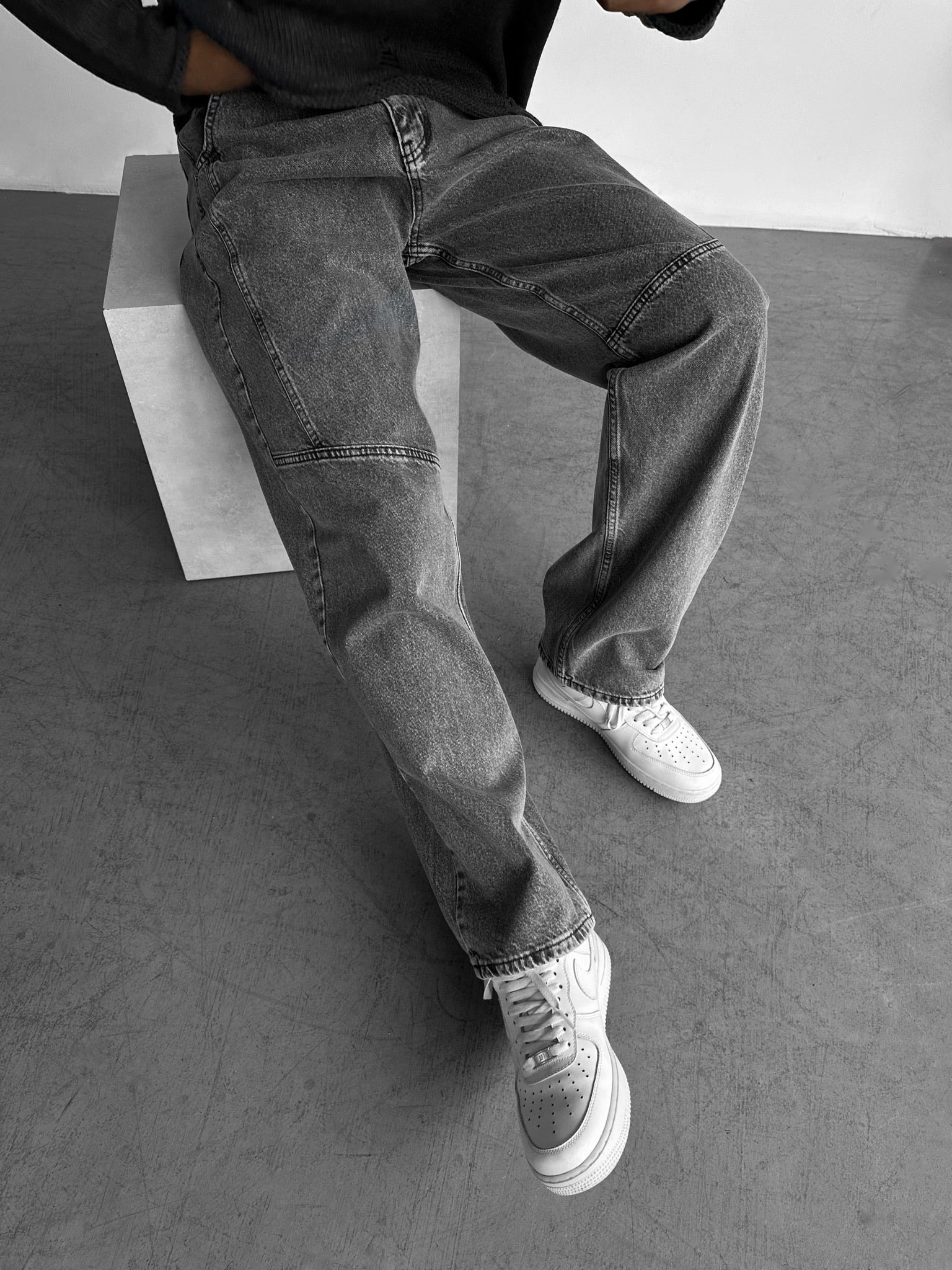 Relaxed Baggy Panel Jeans - Anthracite - Image 3