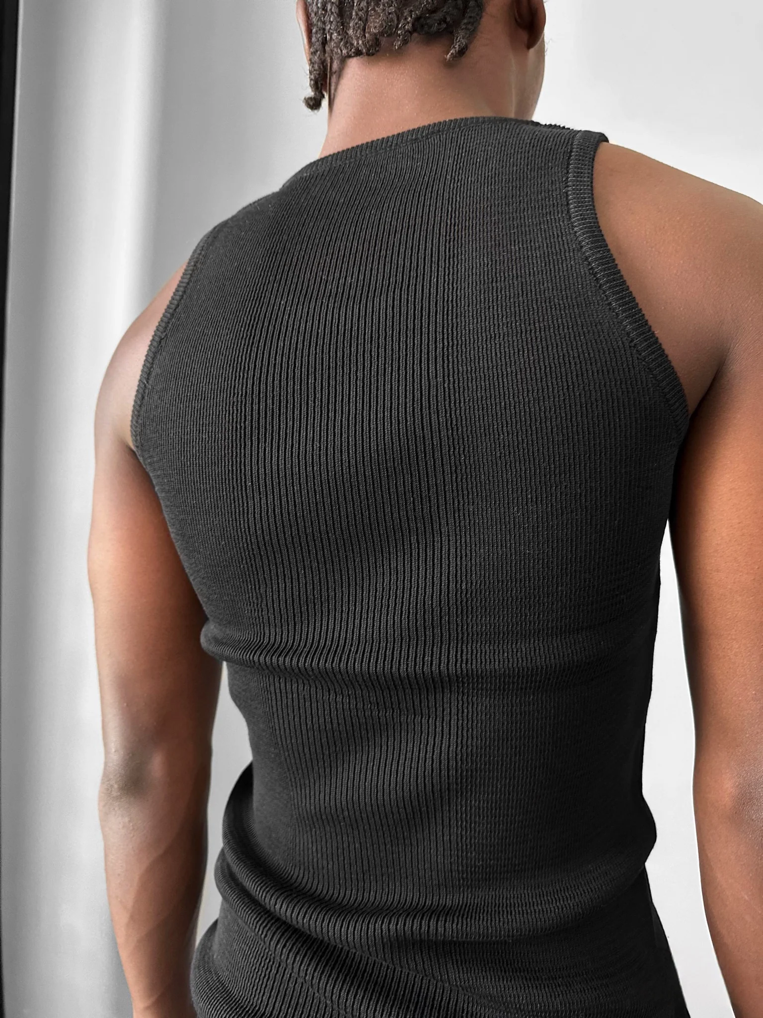 Slim Fit Knit Tanktop - Black - Image 3