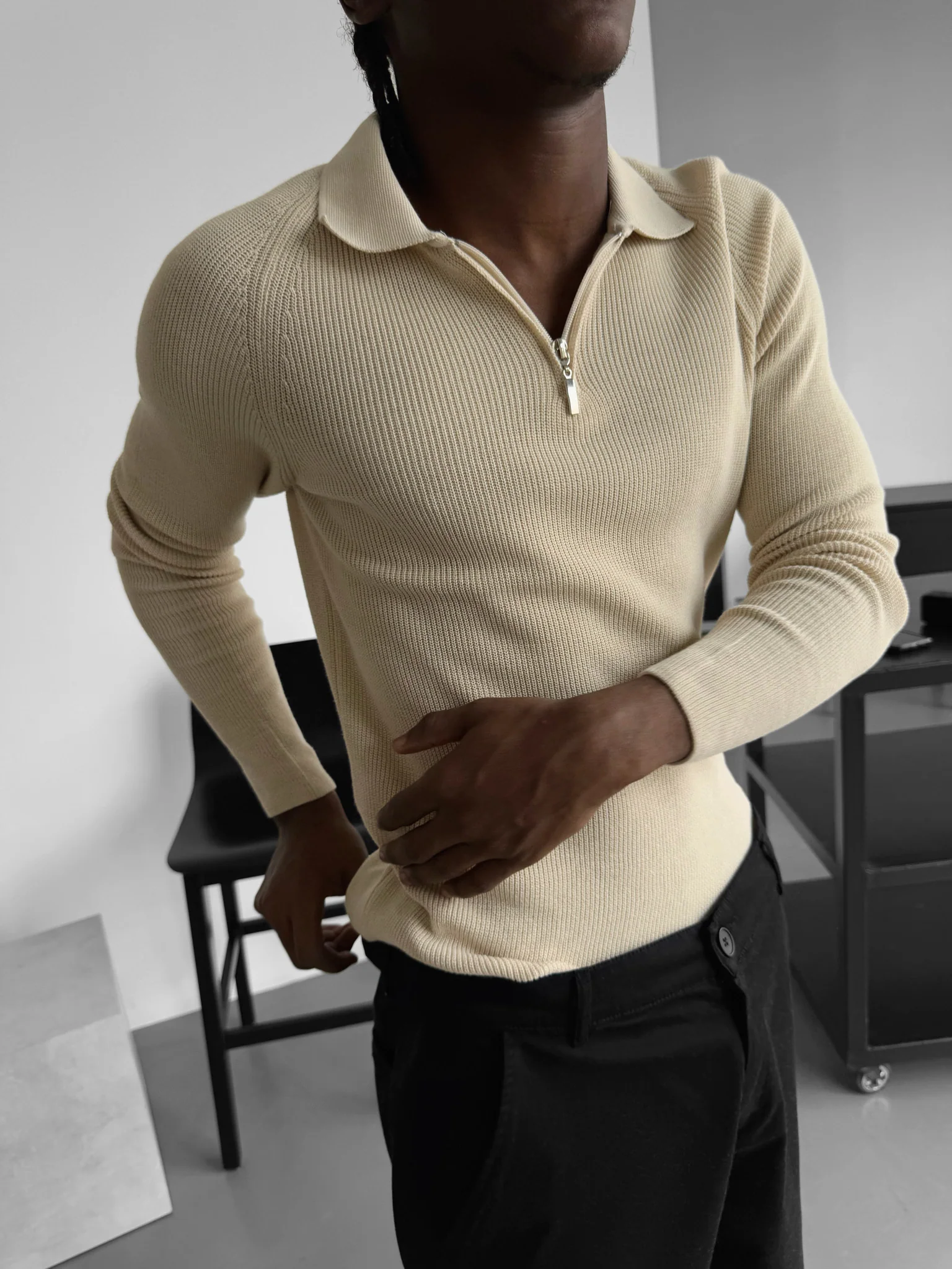 Slim Fit Knit Zipper Polo Sweater - Beige - Image 4