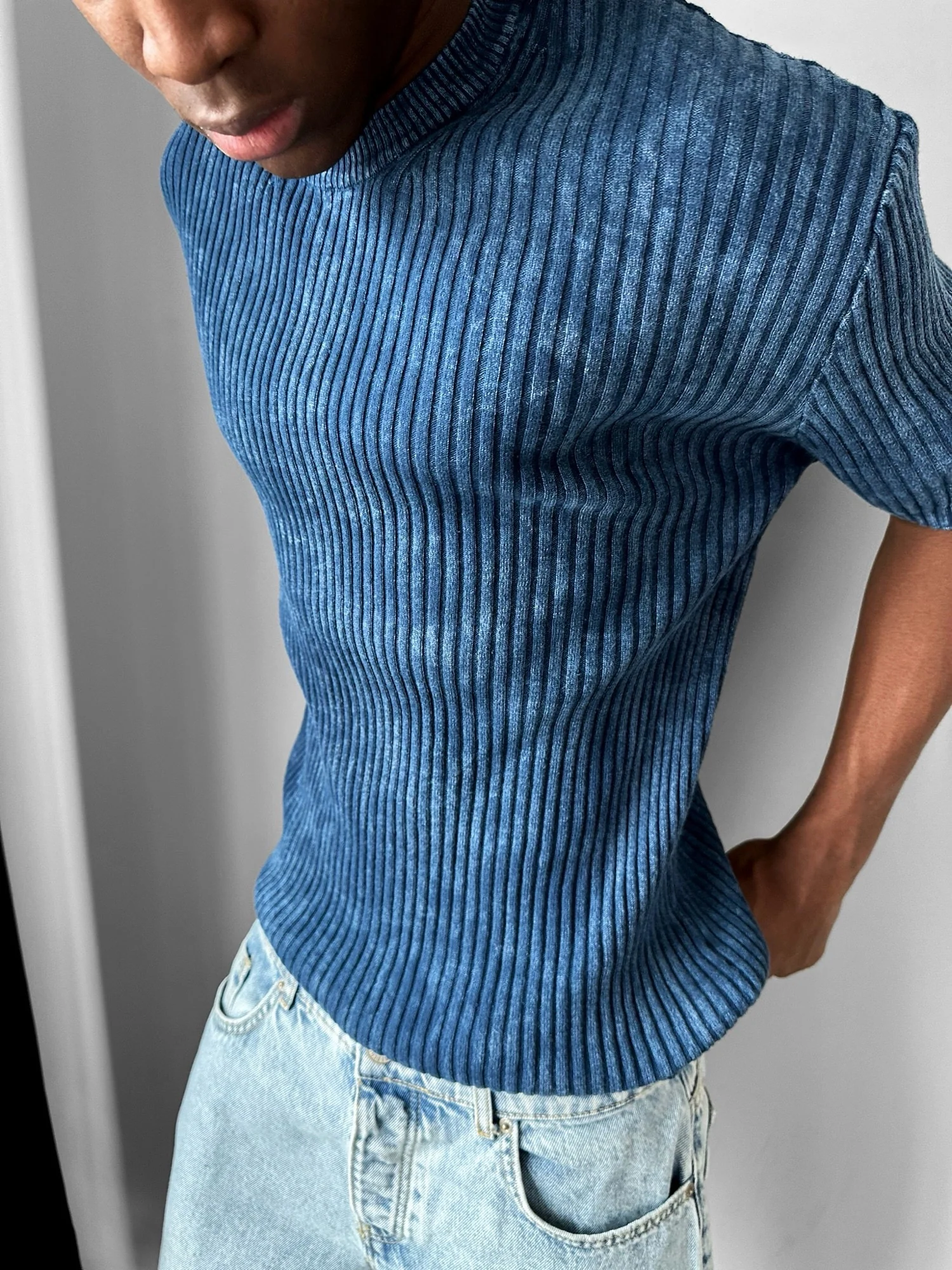 Slim Fit Washed Thin Lines Knit T-Shirt - Blue - Image 3